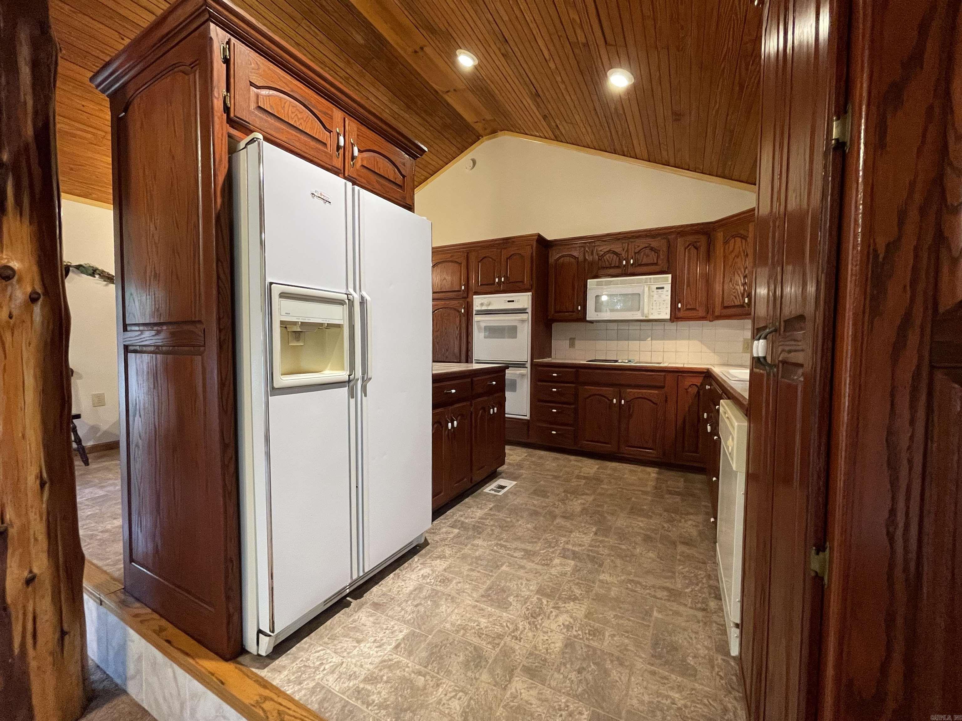 11 Timbercrest Drive