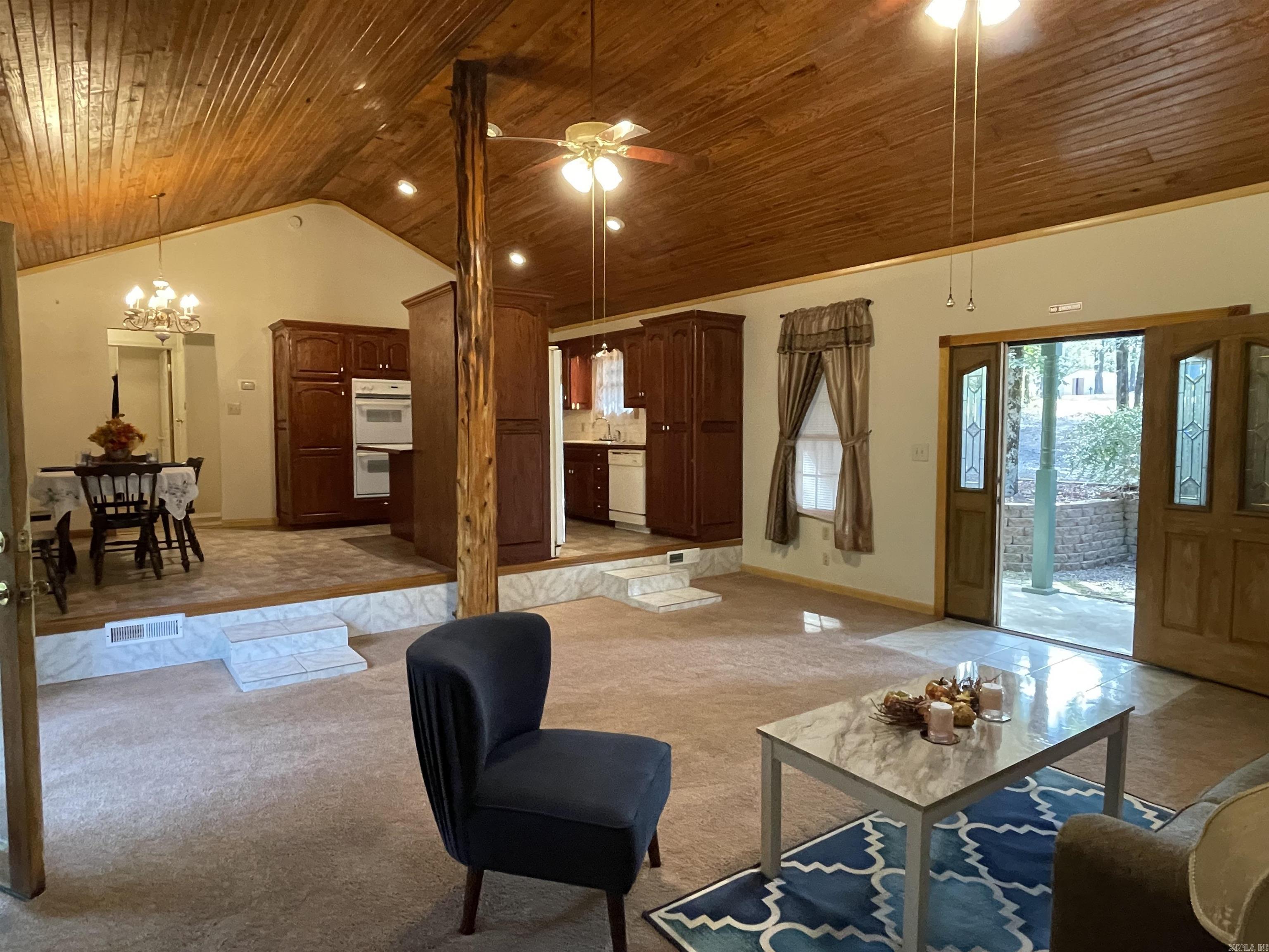 11 Timbercrest Drive