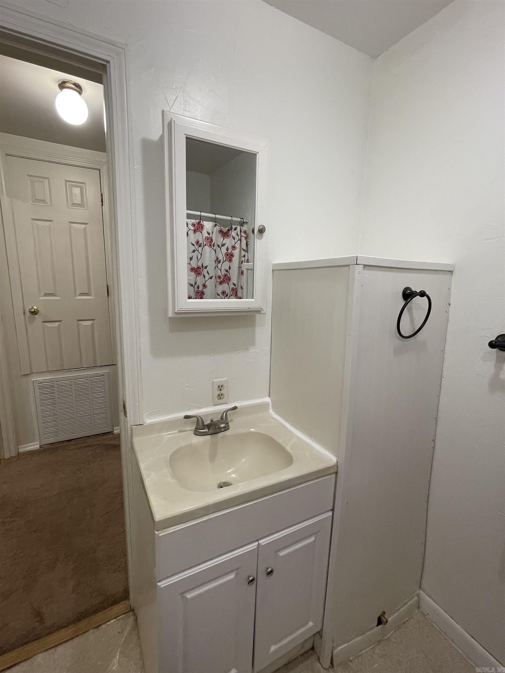 11 Timbercrest Drive