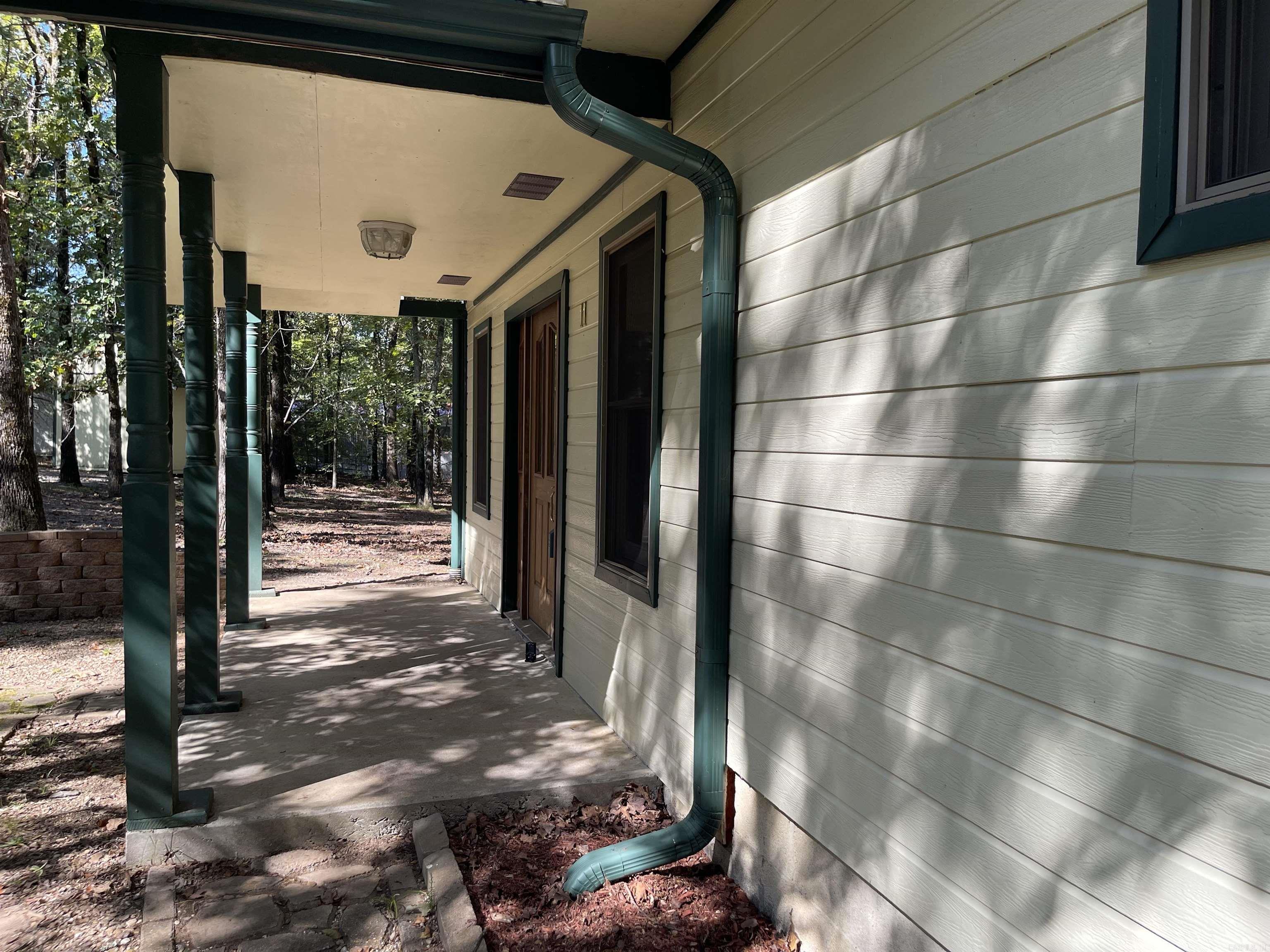 11 Timbercrest Drive