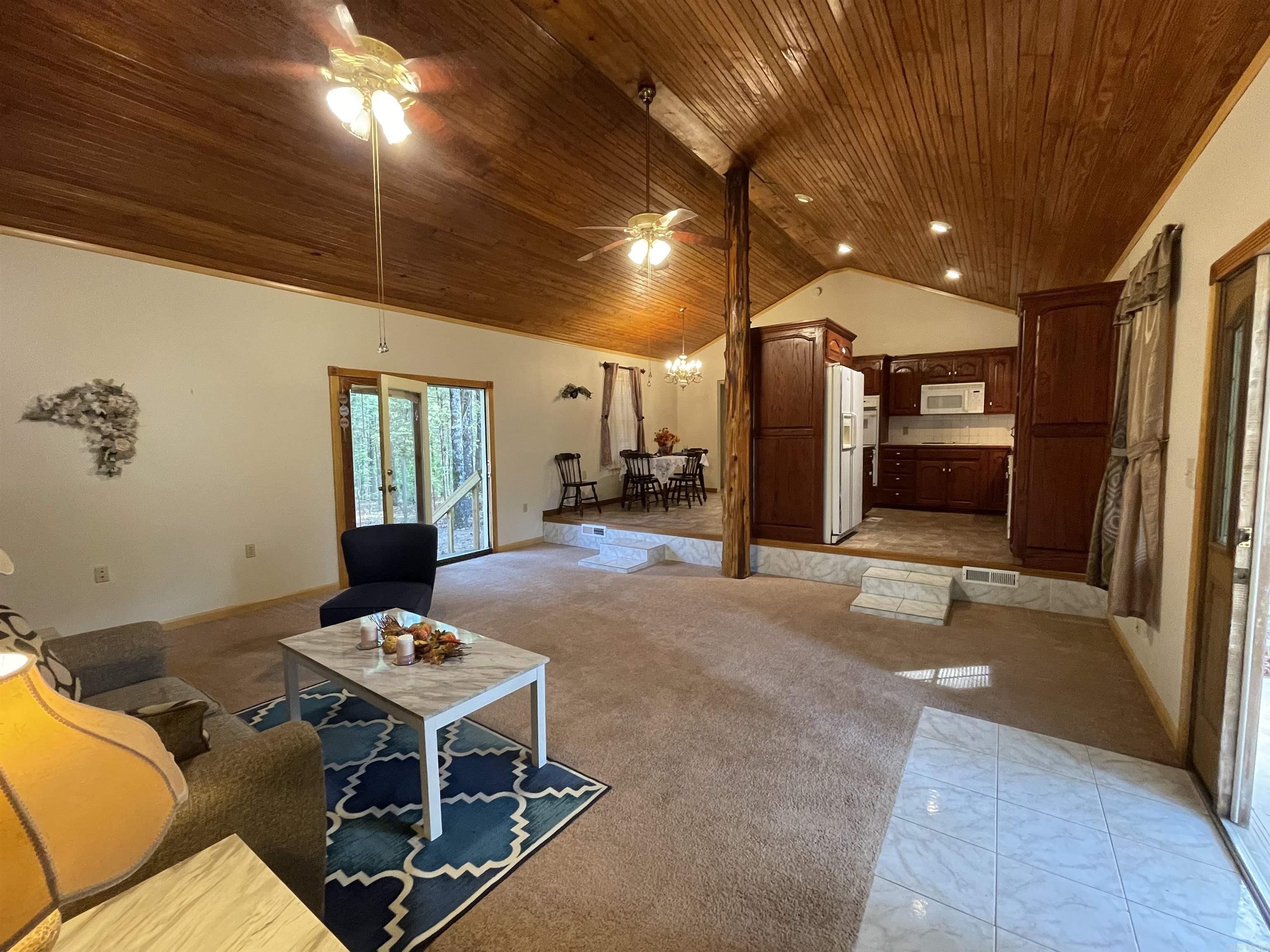 11 Timbercrest Drive