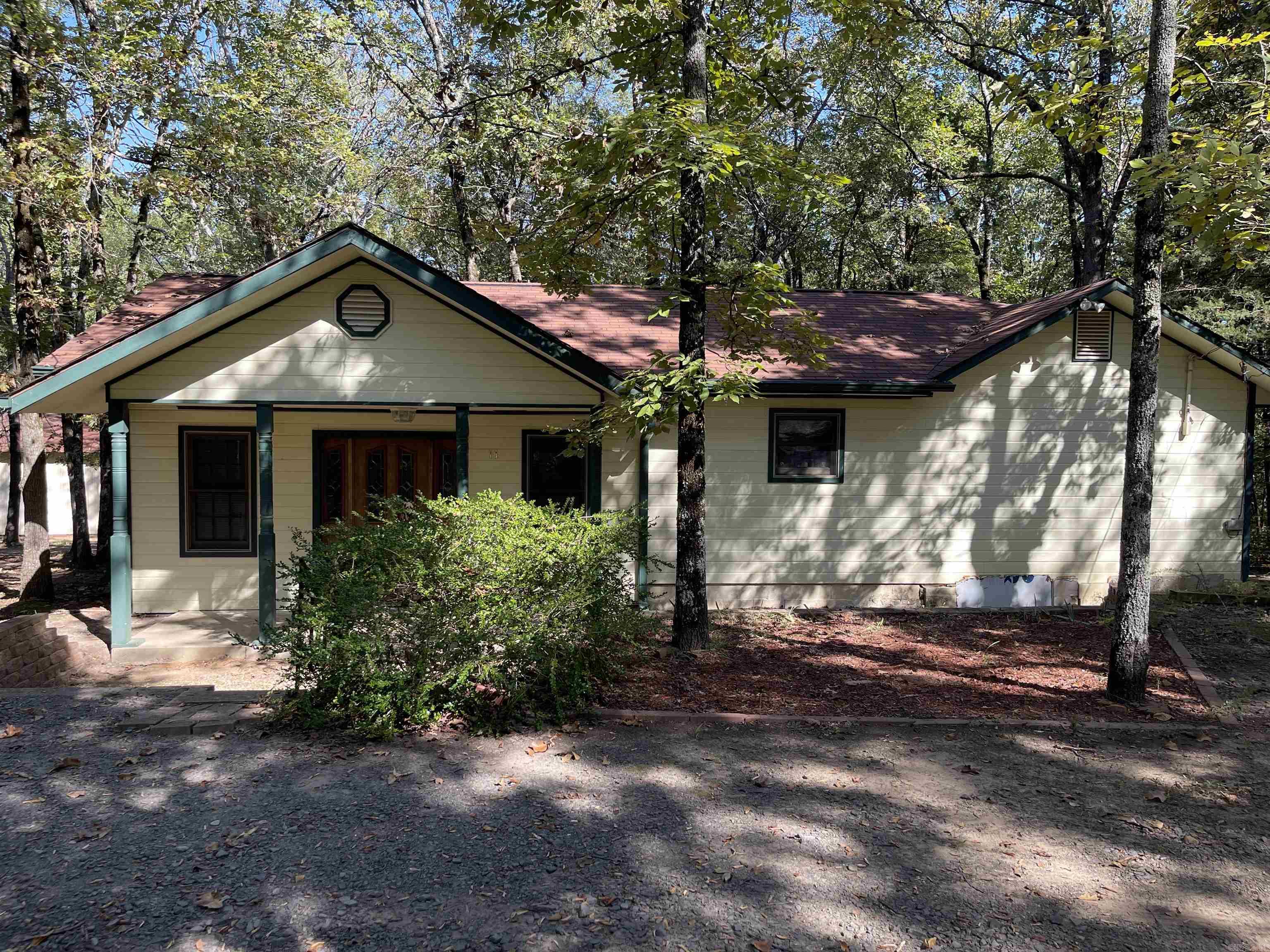 11 Timbercrest Drive