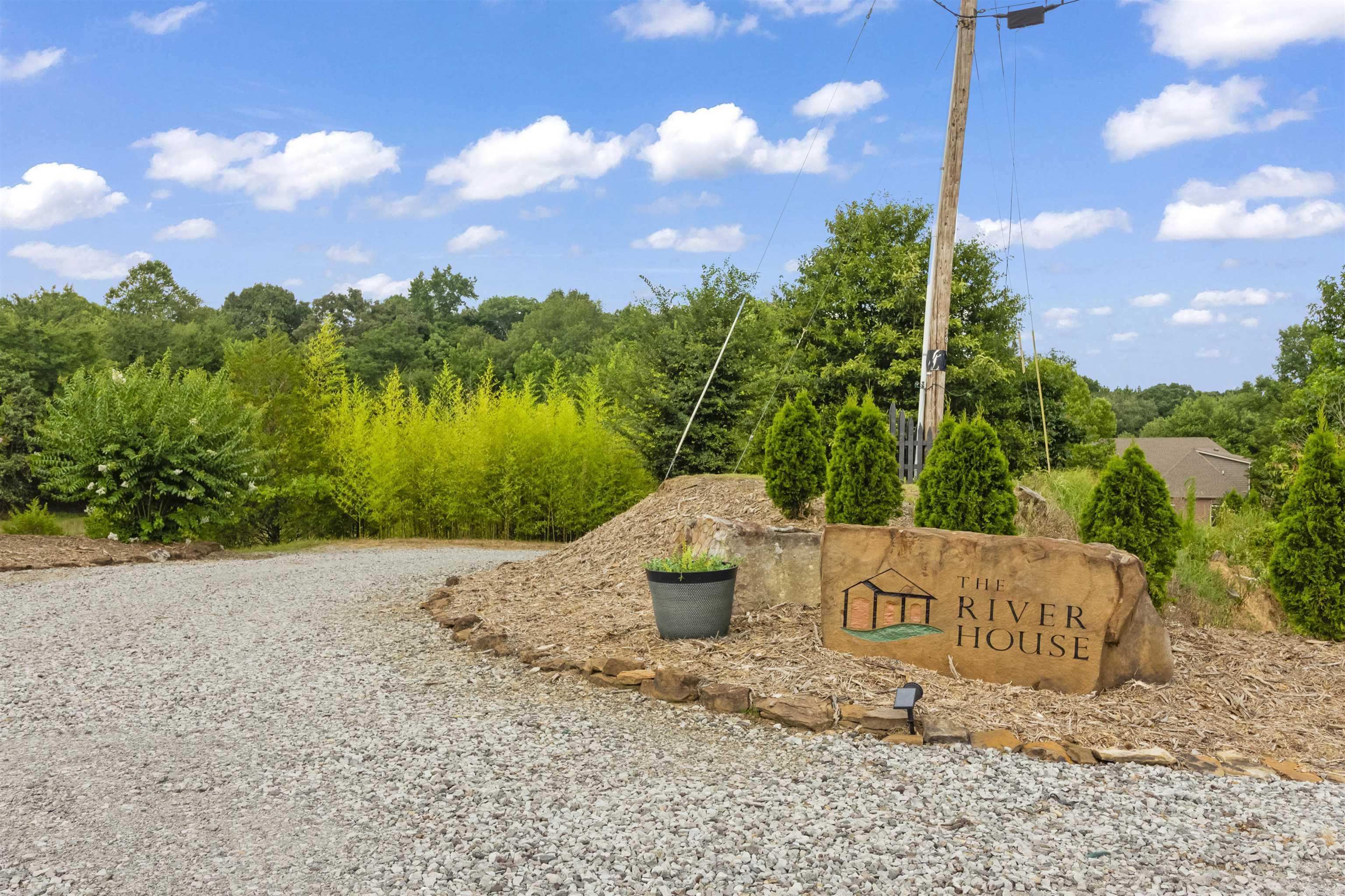 259 Riverview Road