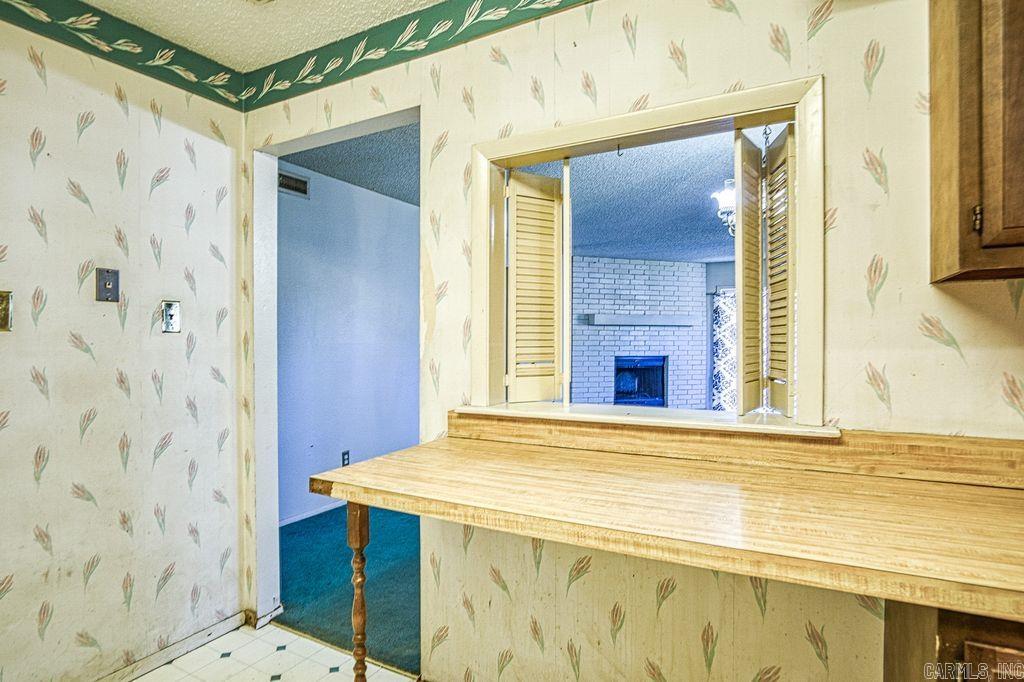 160 Cooper Street Unit: 17B