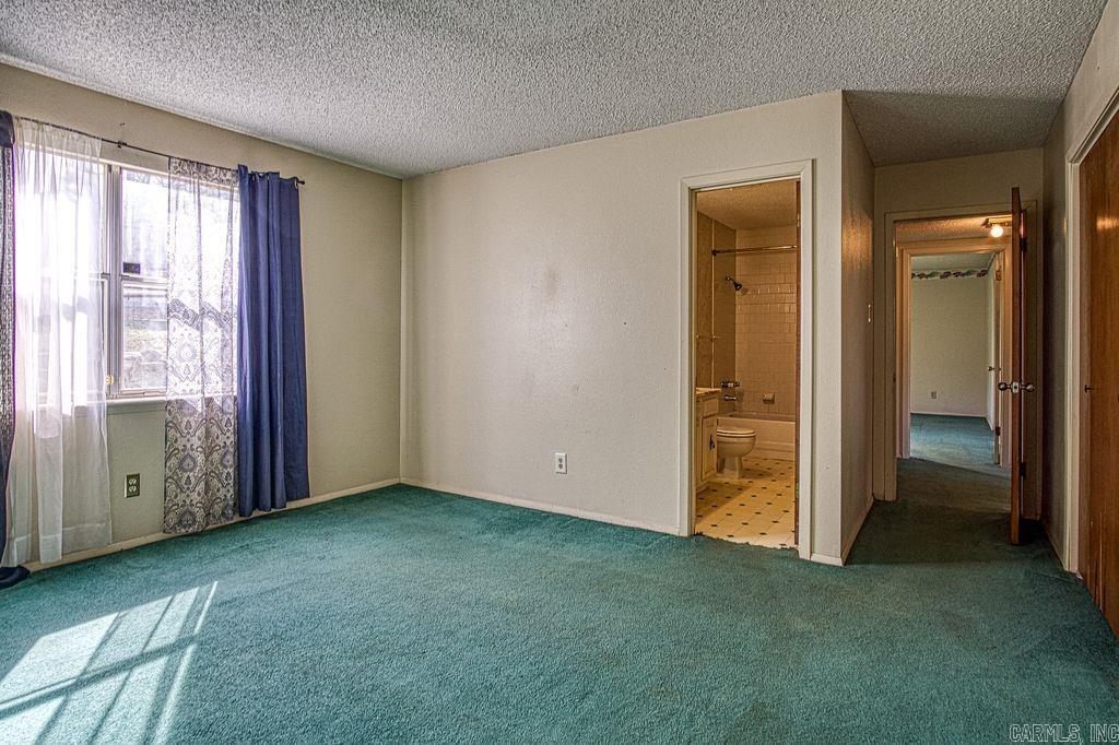 160 Cooper Street Unit: 17B