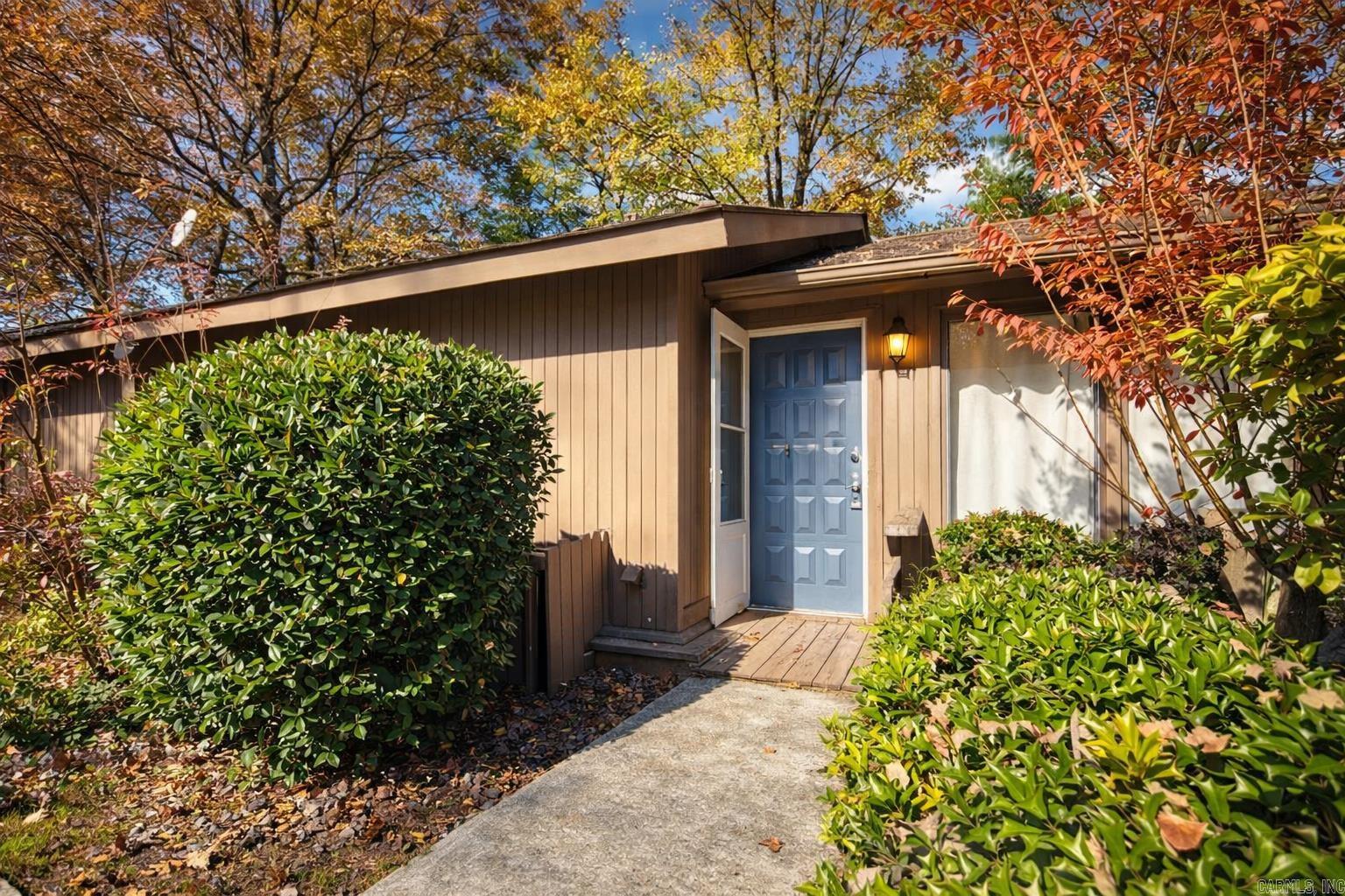 4 Fresca Lane