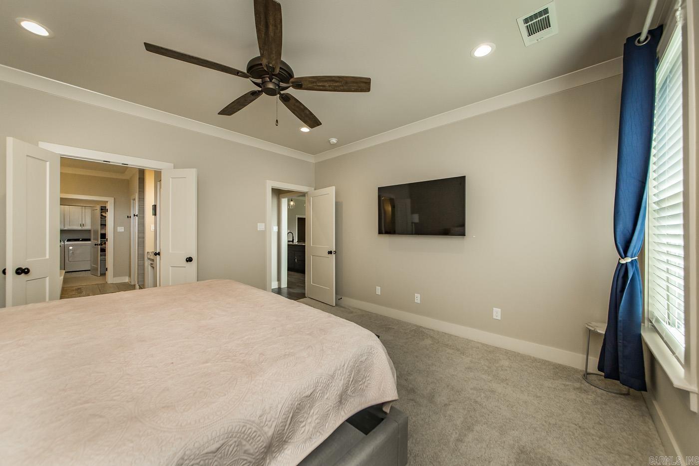 837 Oak Forest Circle