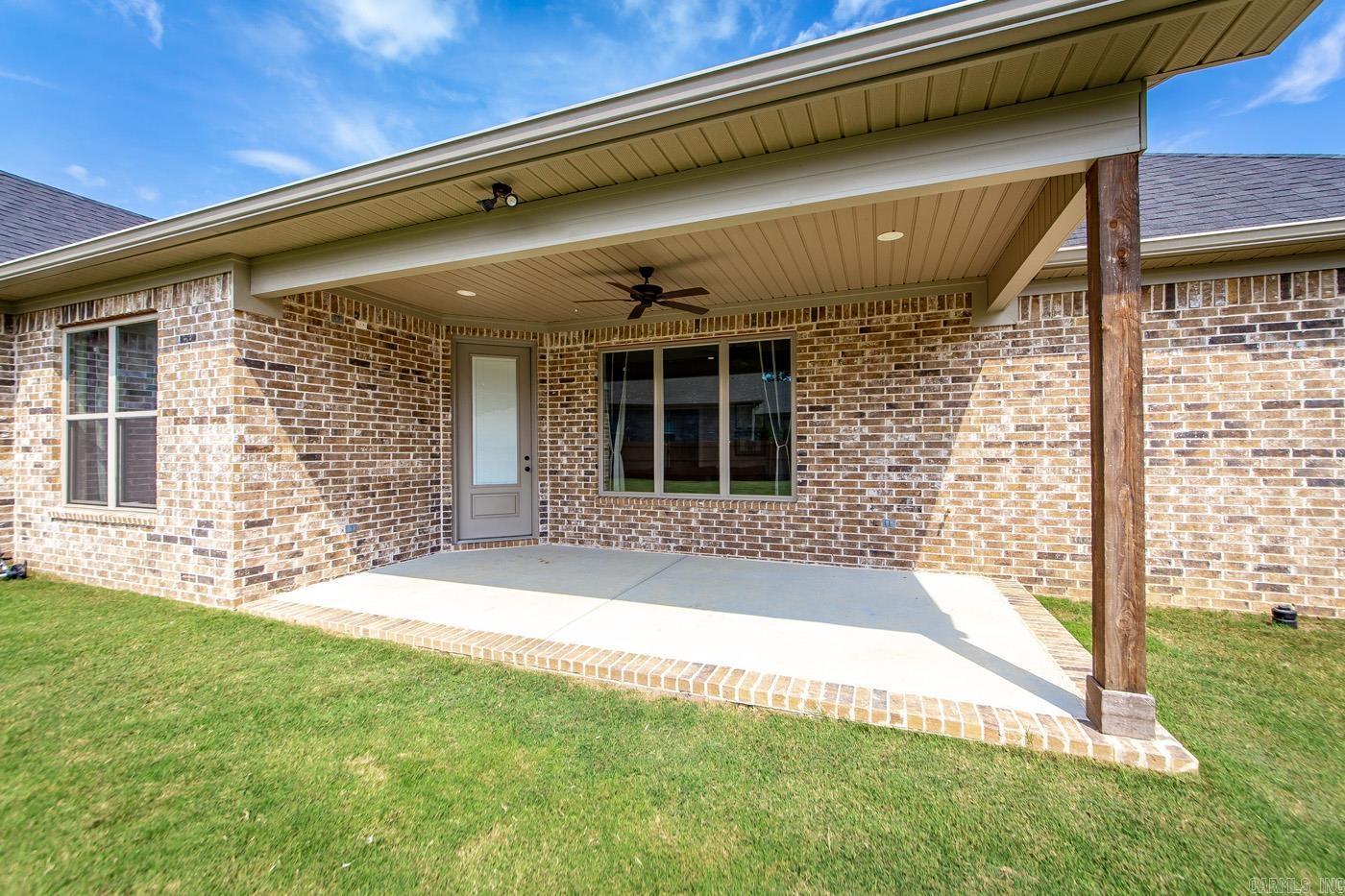 837 Oak Forest Circle