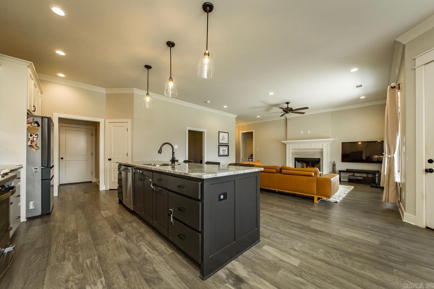 837 Oak Forest Circle