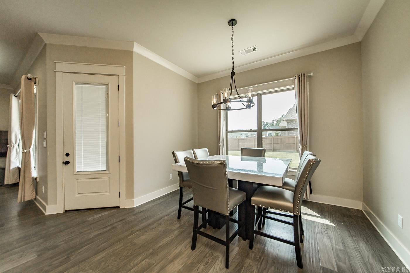 837 Oak Forest Circle