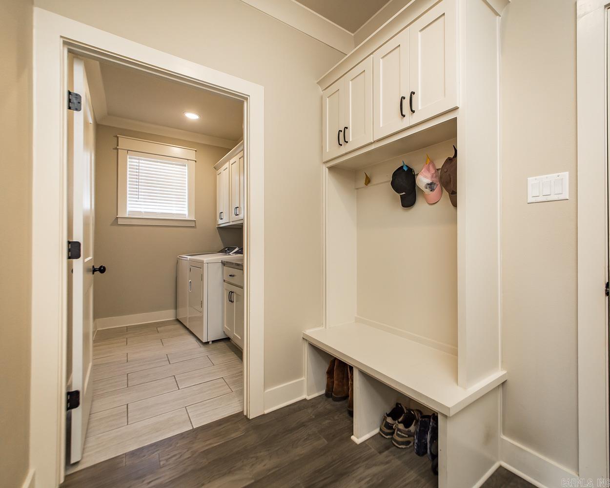 837 Oak Forest Circle