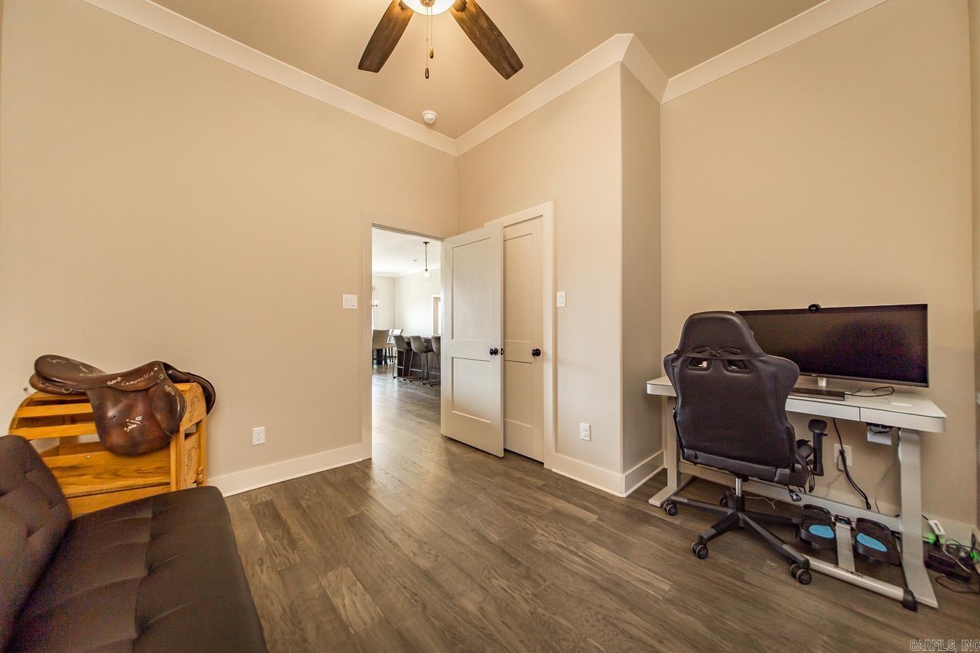 837 Oak Forest Circle