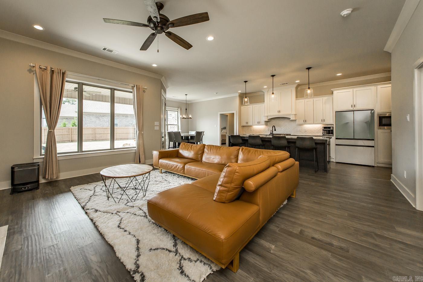 837 Oak Forest Circle