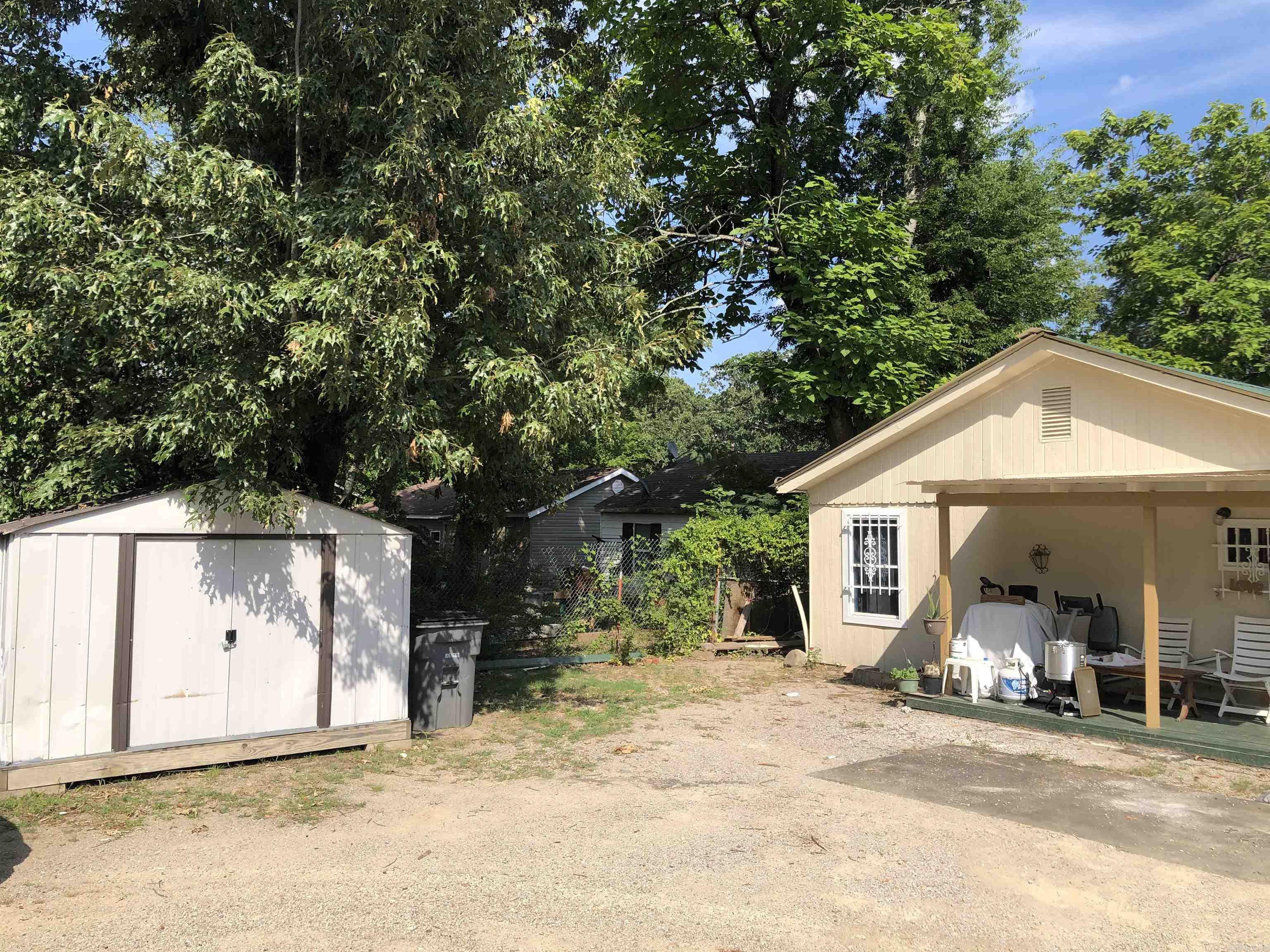 236 Lowery St Street