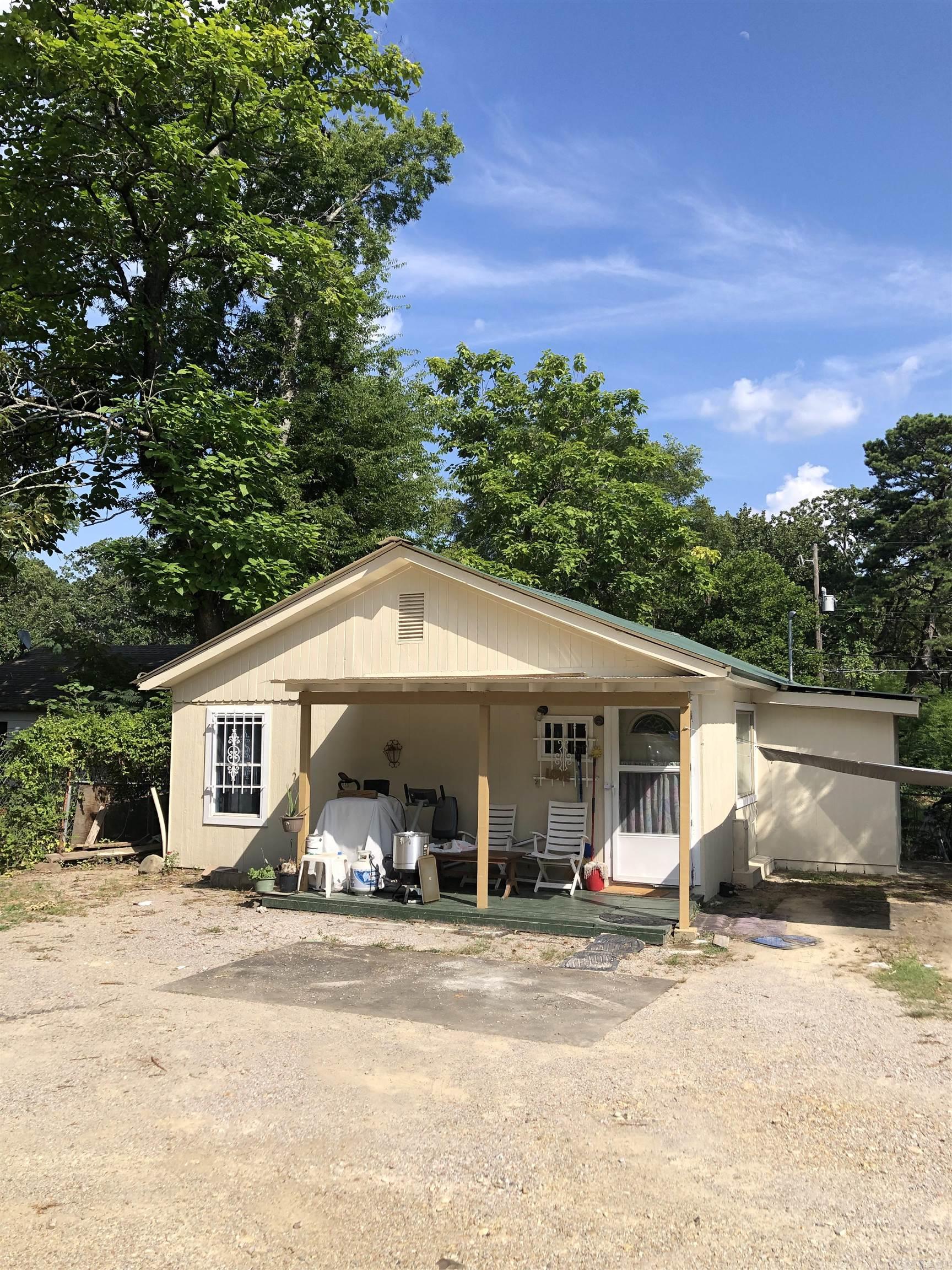 236 Lowery St Street
