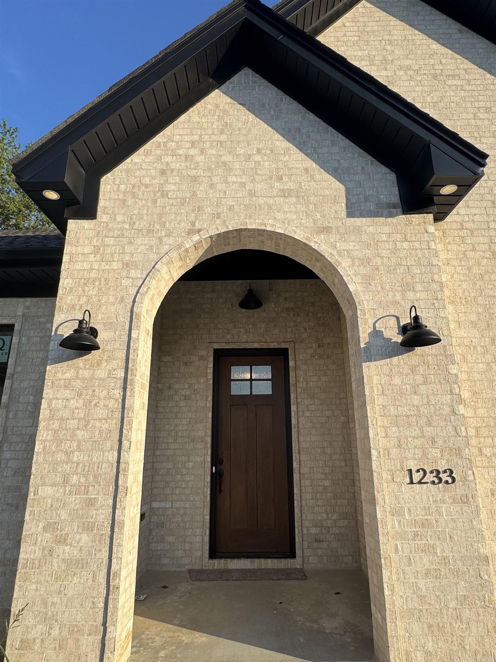 1233 Fern Court