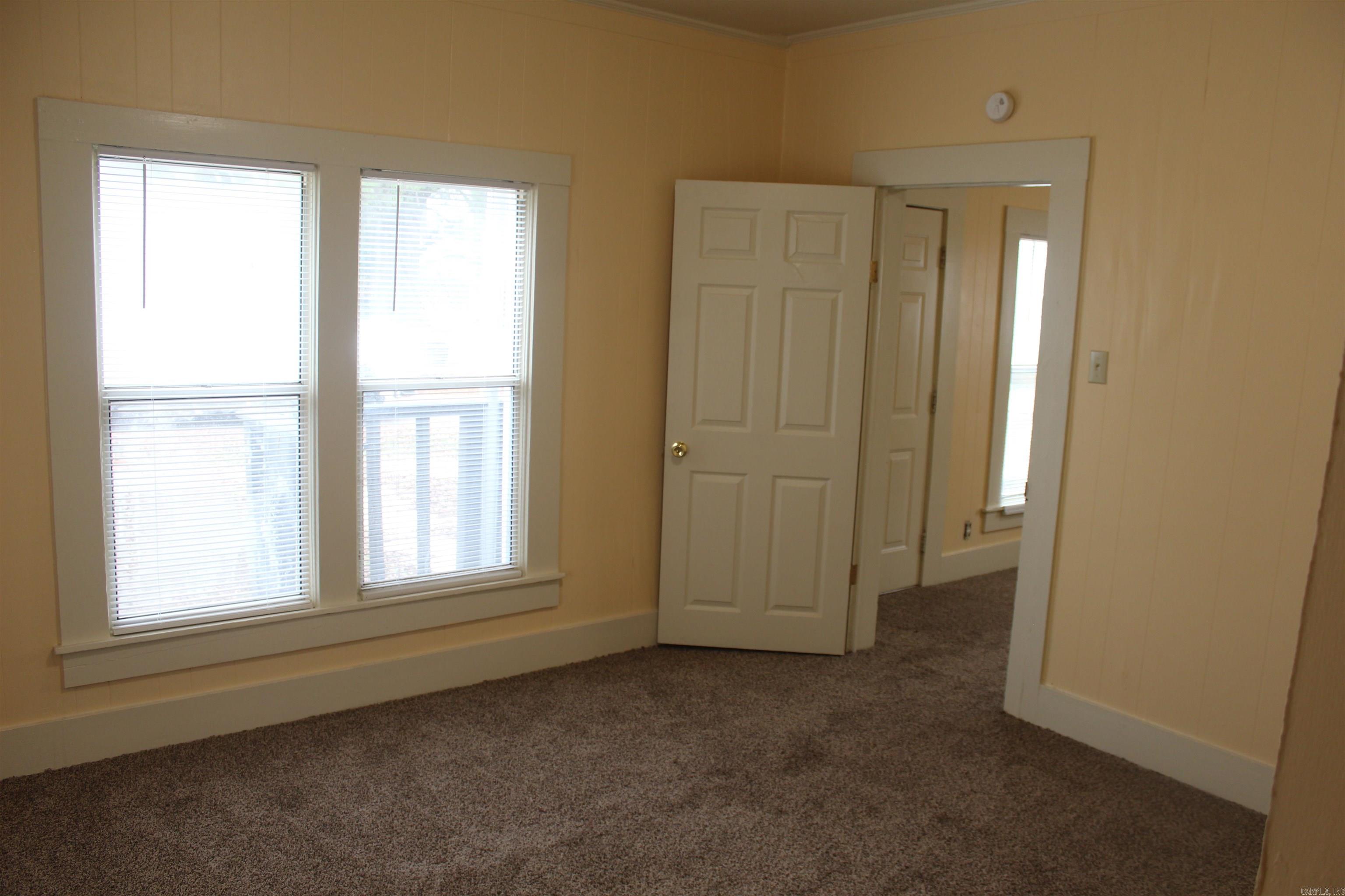 703 E 5TH Streets