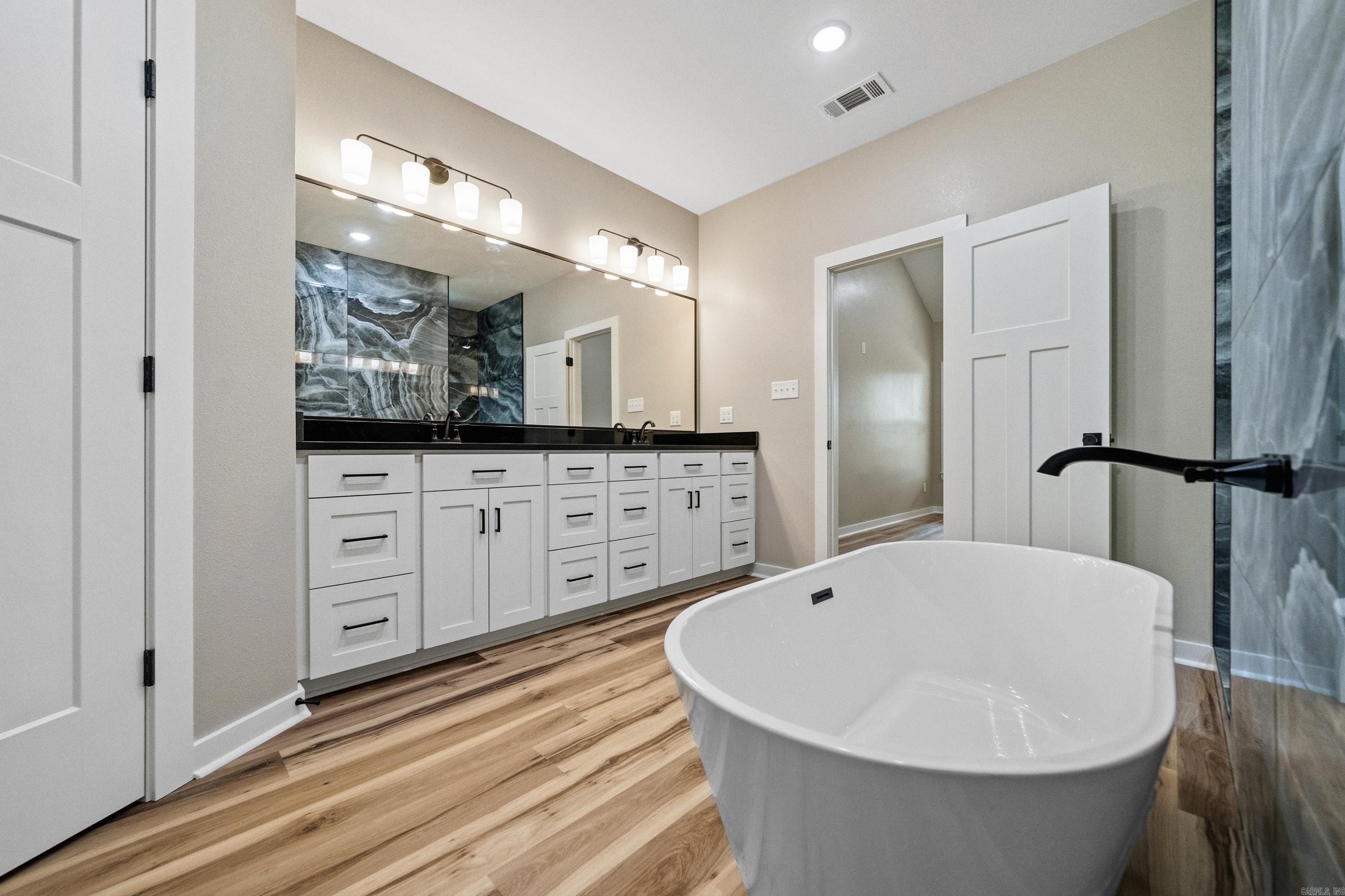 185 Woodview Lane