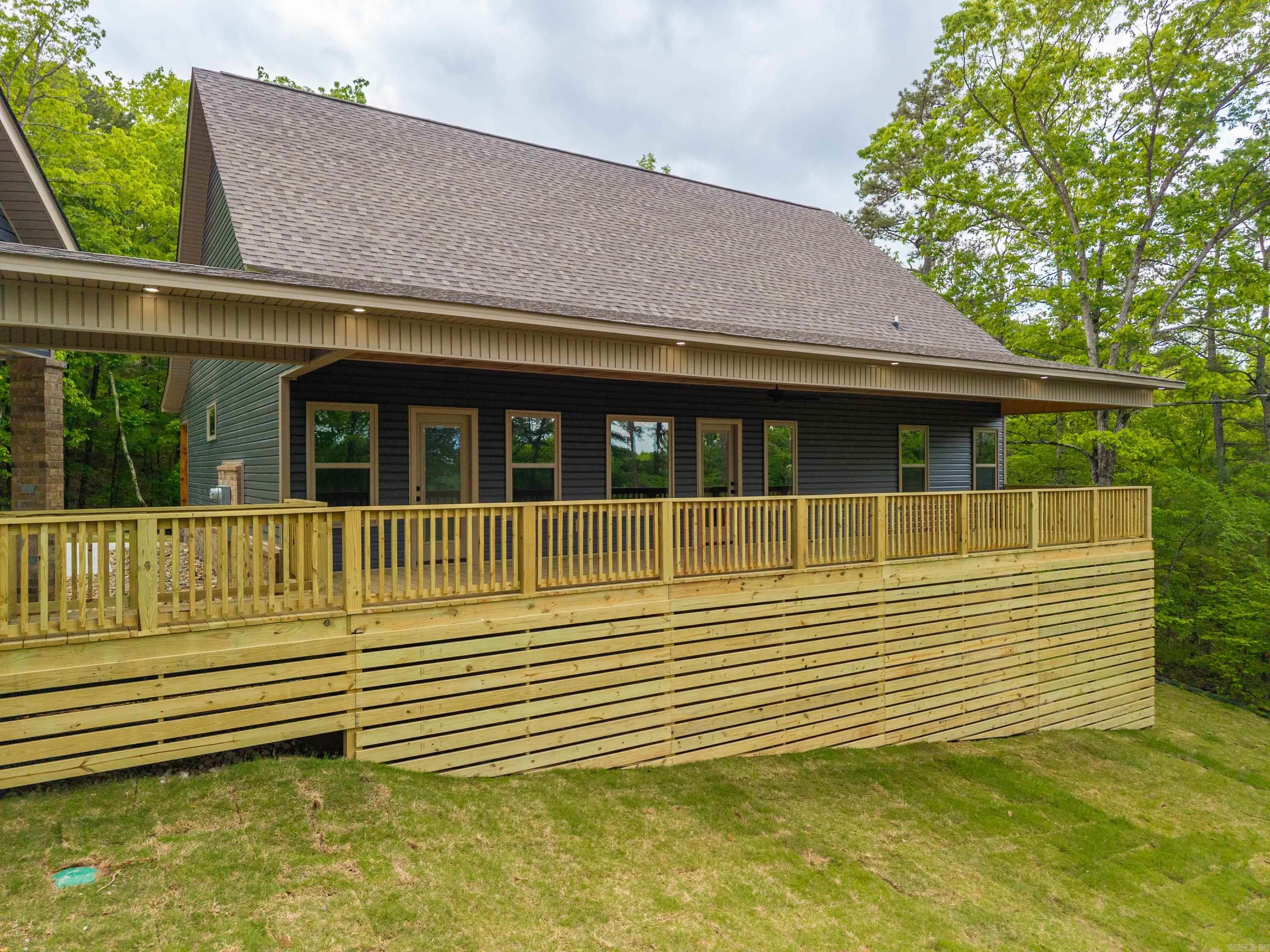 185 Woodview Lane