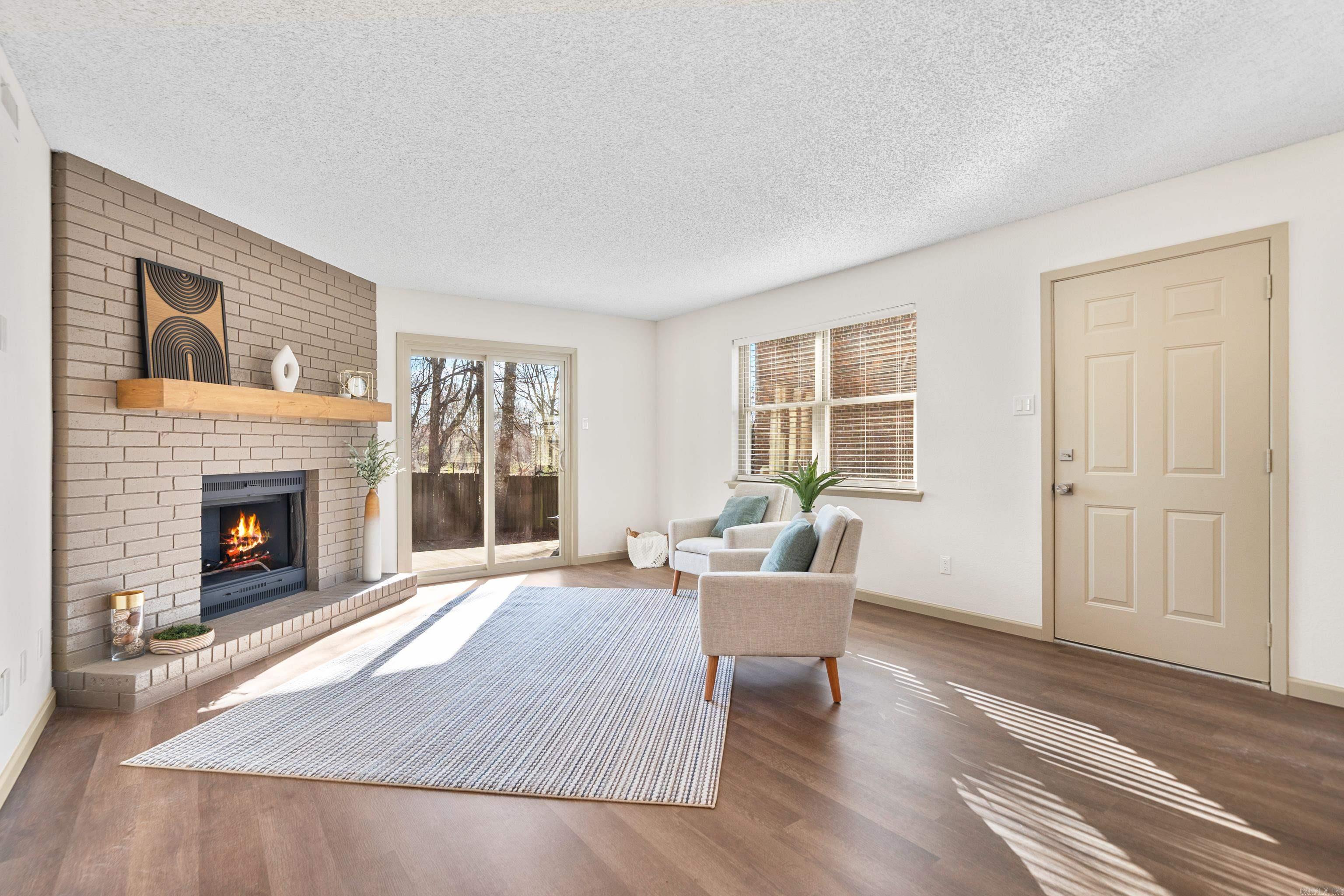 160 Cooper Street Unit: 17B