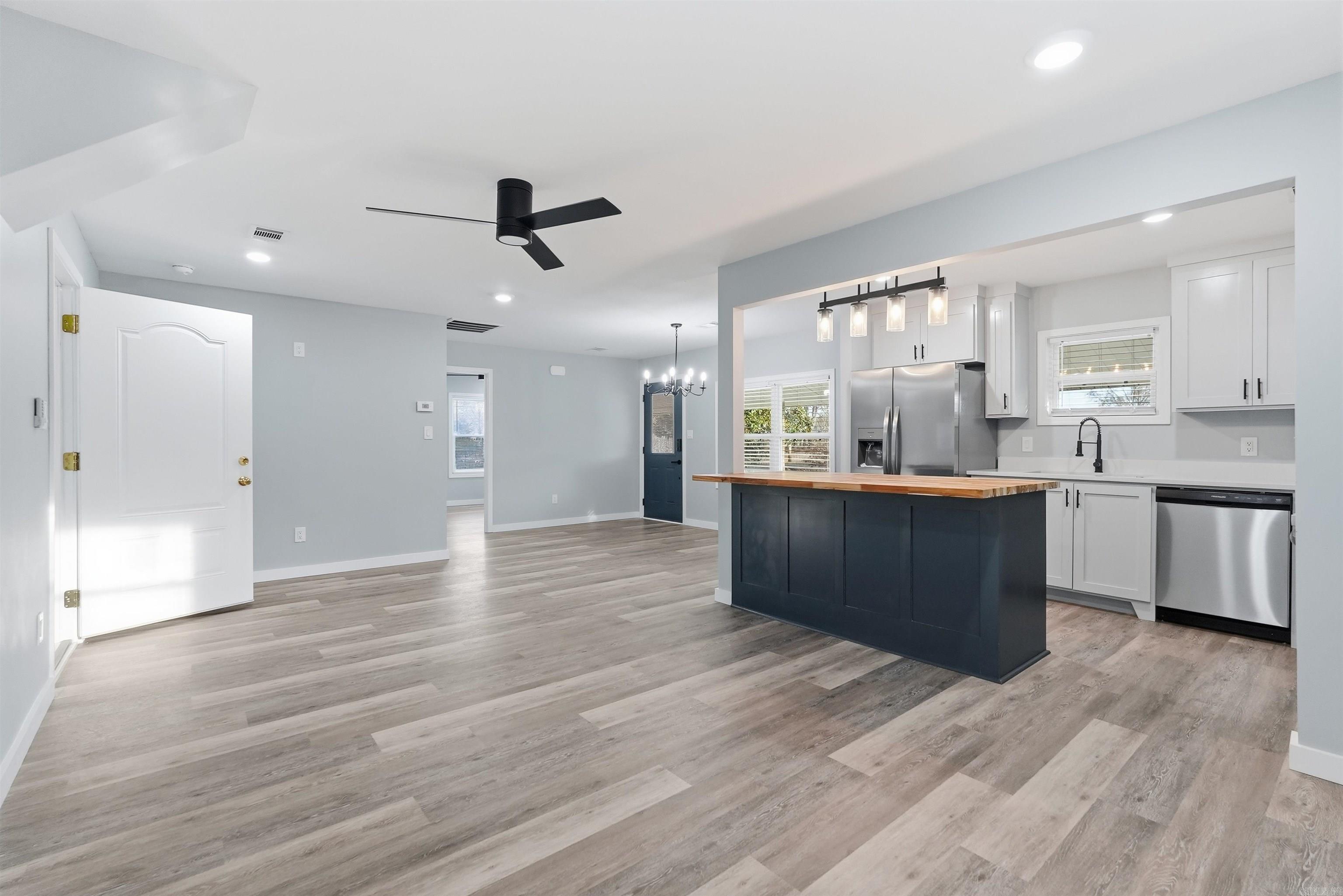 464 Fleetwood Drive