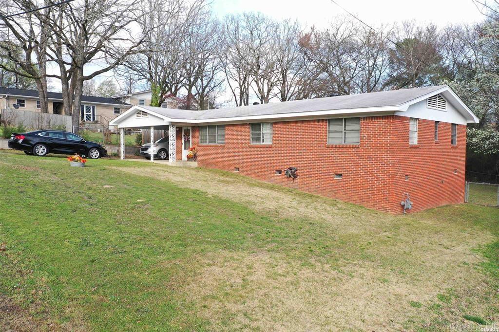 201 Elmhurts Street