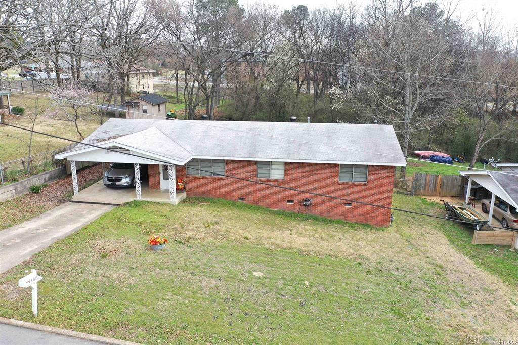 201 Elmhurts Street