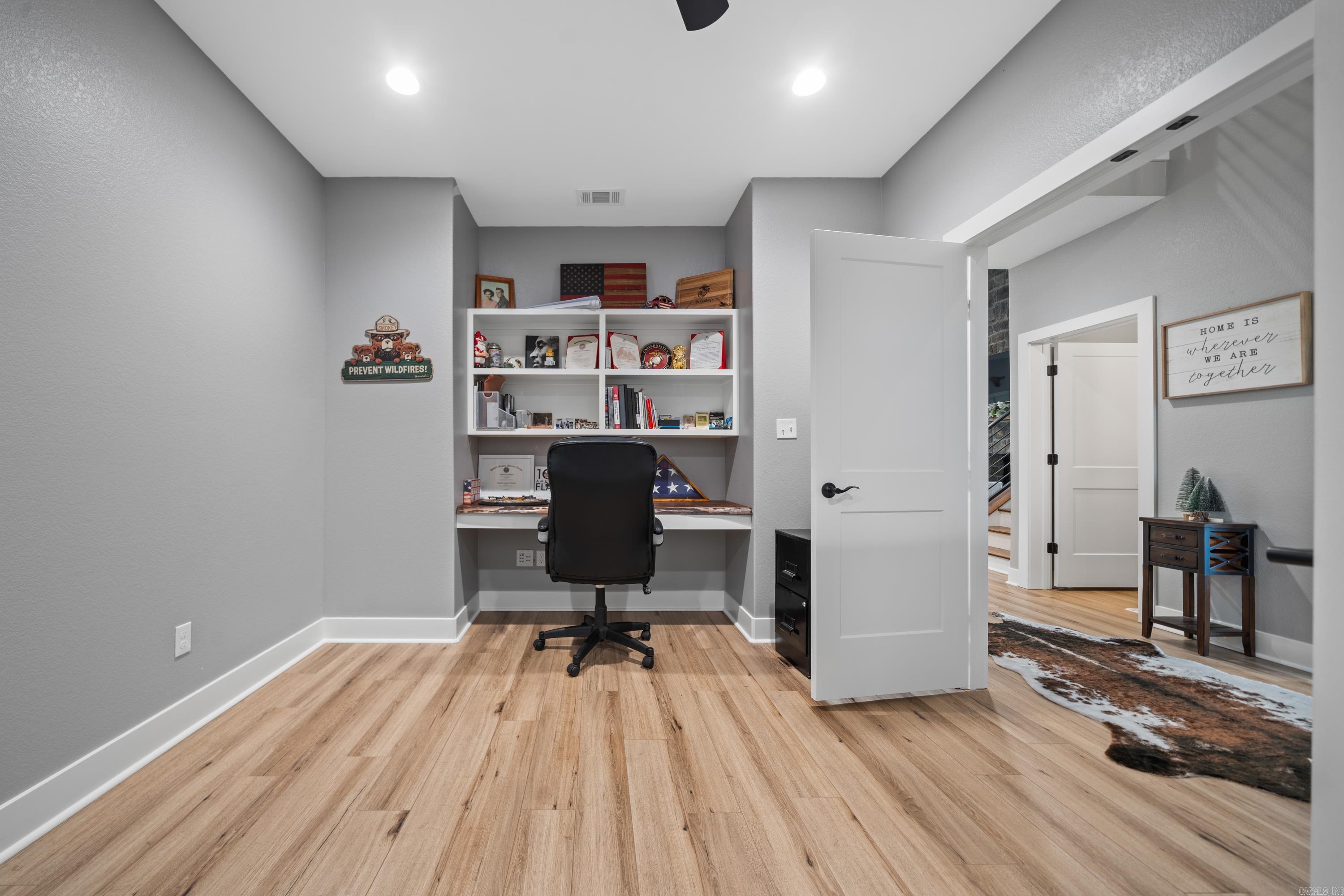 117 Coneflower Ct Court