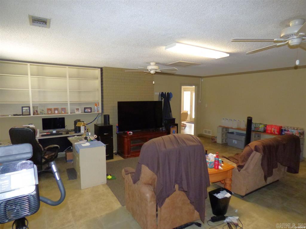 113 Grayleaf Circle