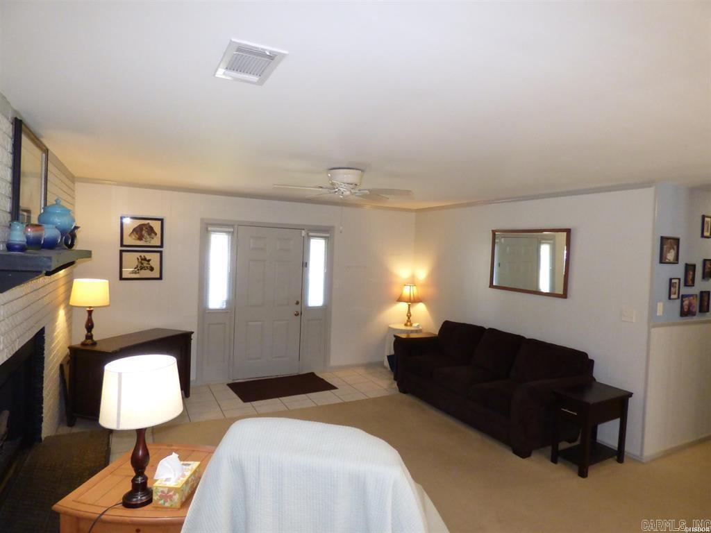 113 Grayleaf Circle