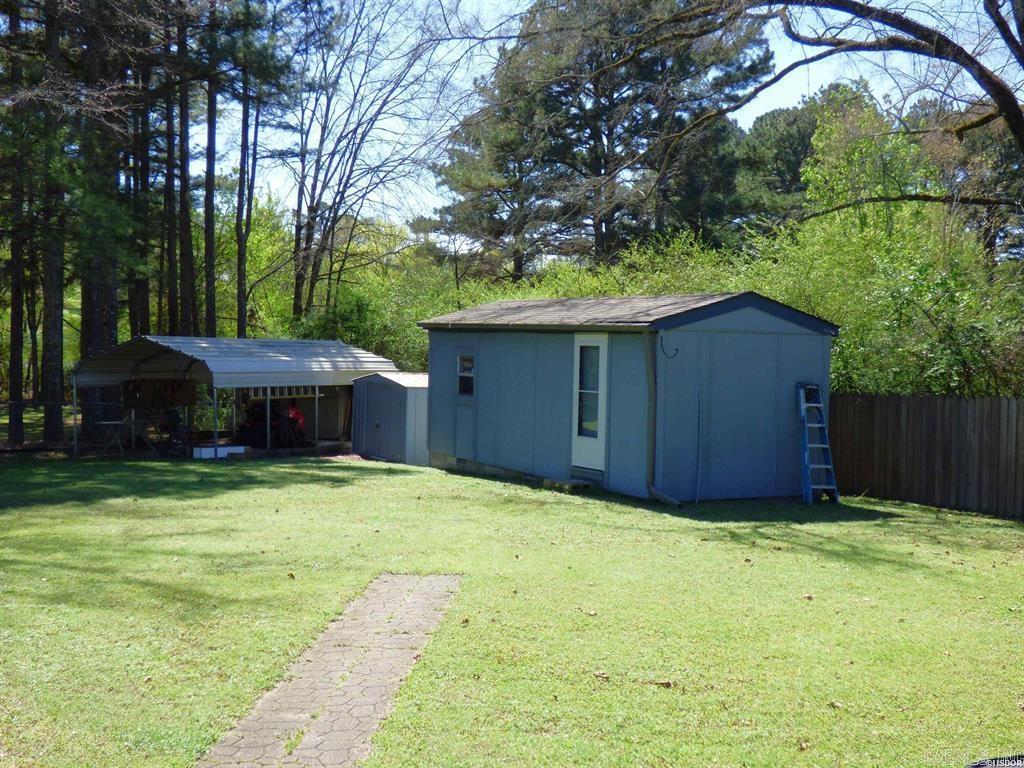 113 Grayleaf Circle