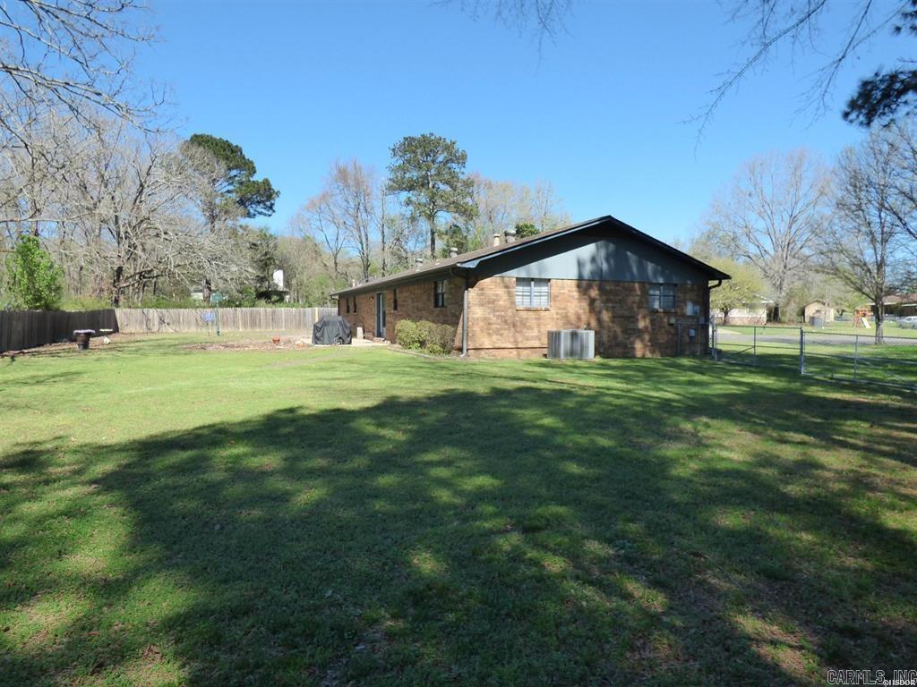 113 Grayleaf Circle