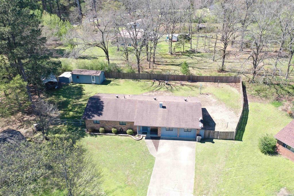 113 Grayleaf Circle
