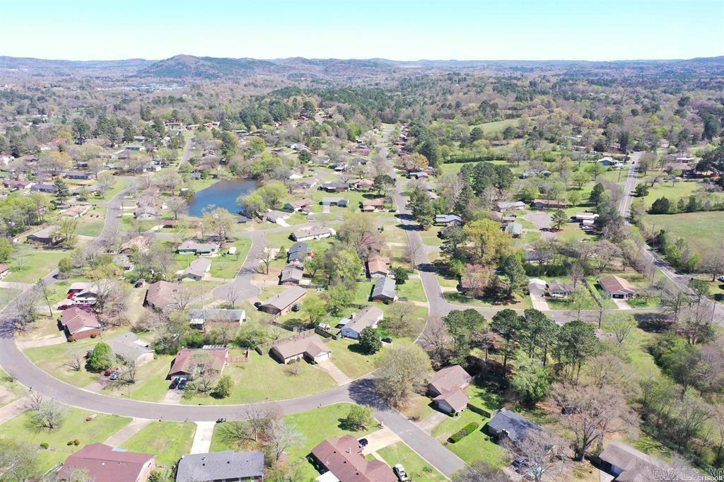 113 Grayleaf Circle
