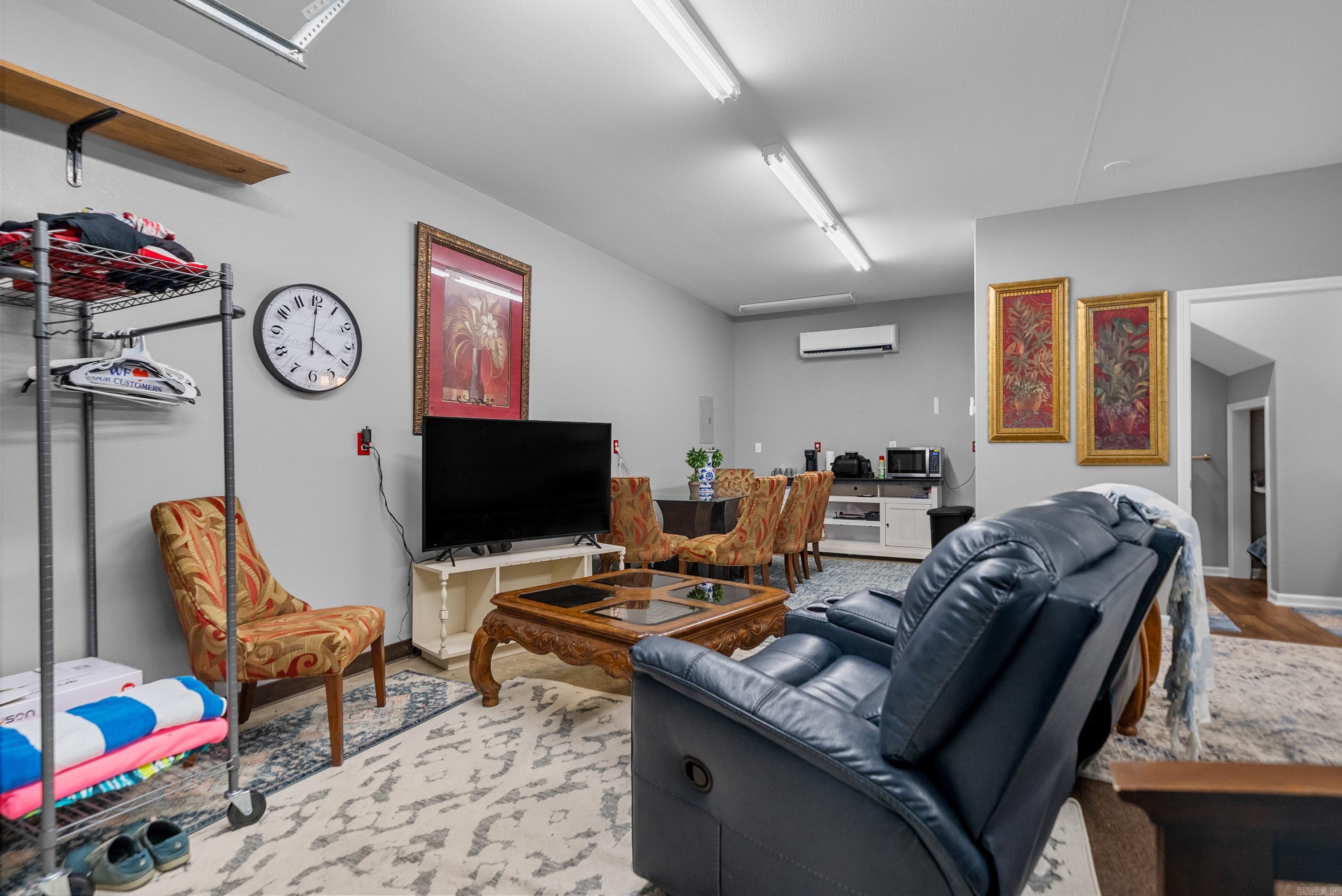 110 Silverwood Terrace