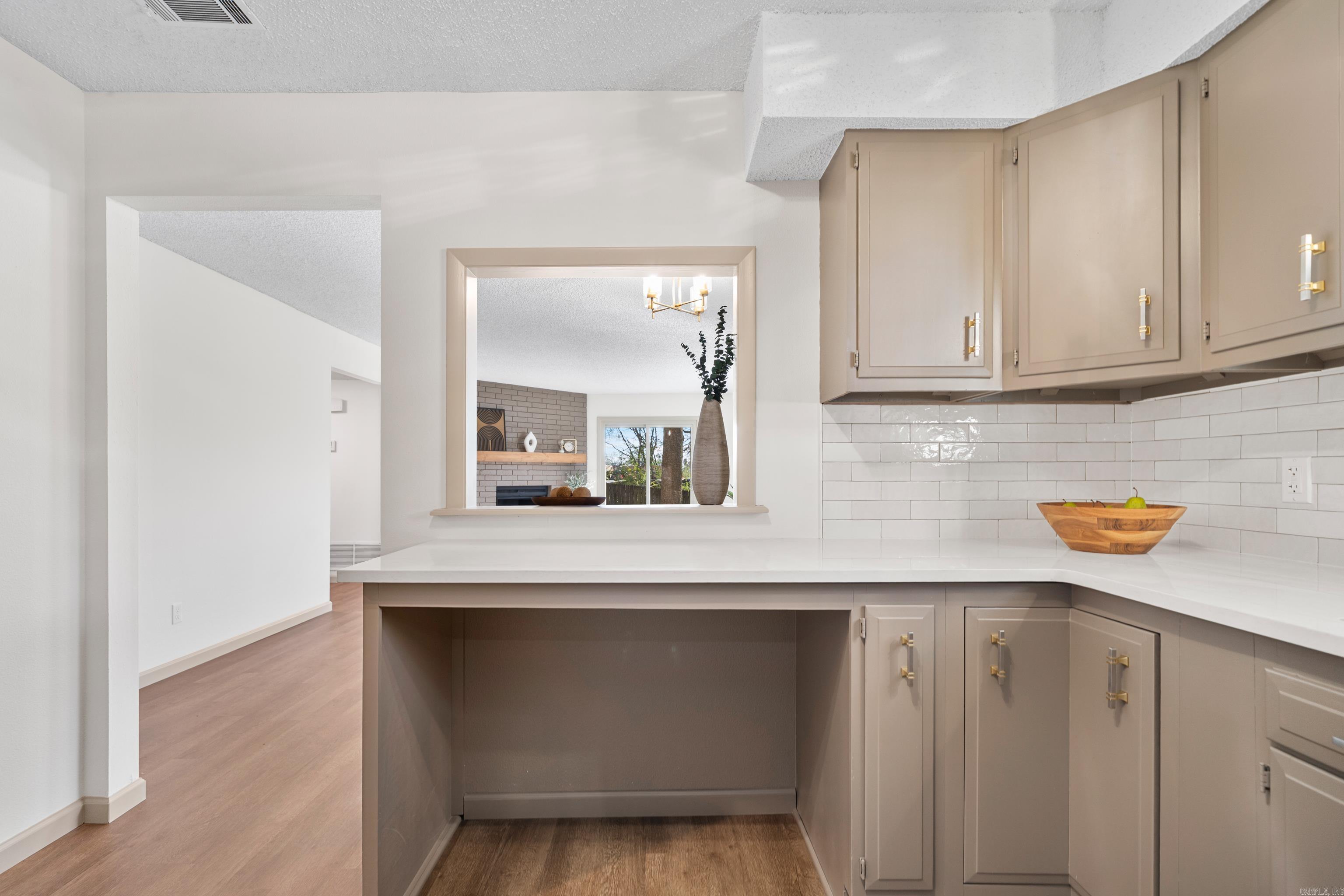 160 Cooper Street Unit: 17B