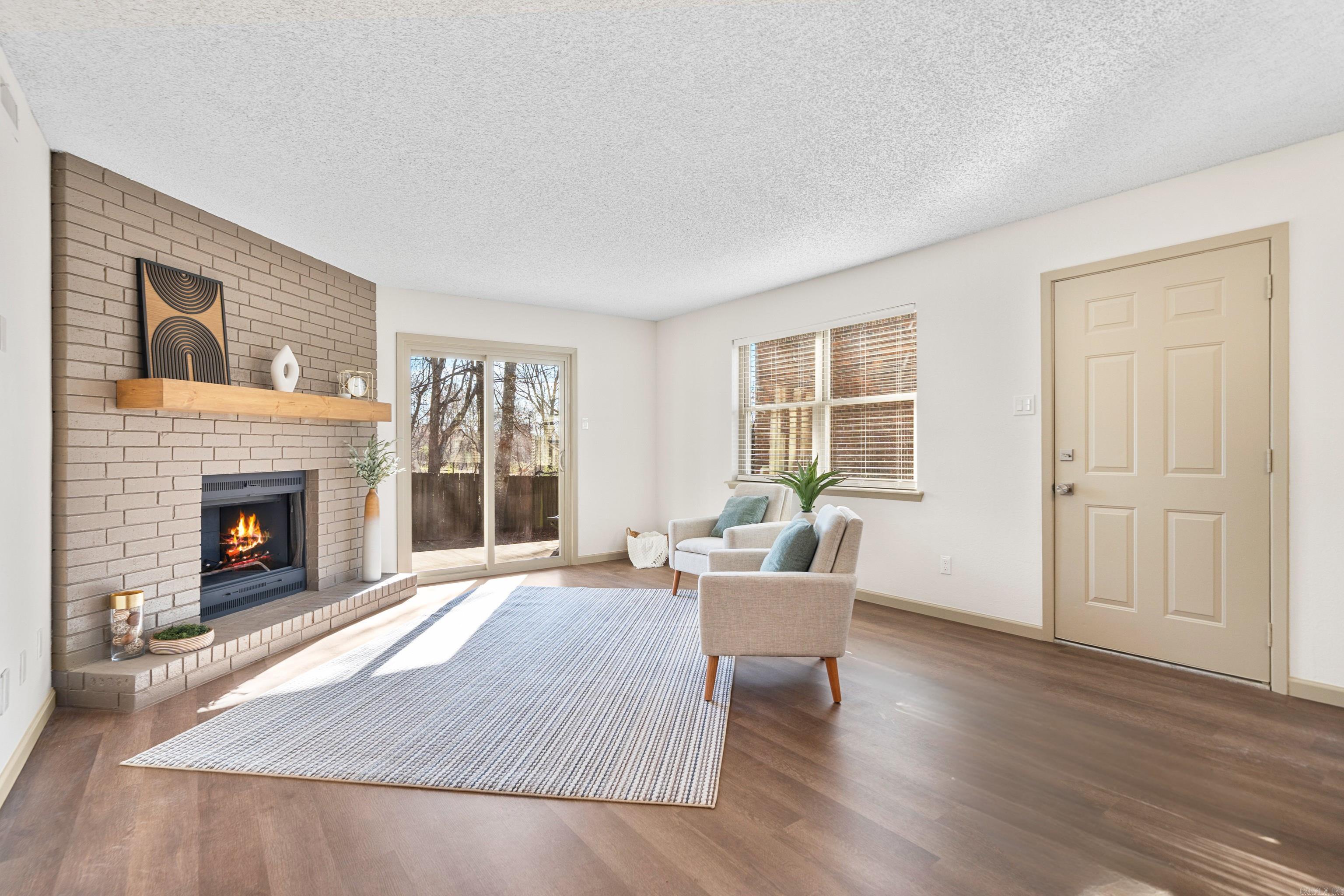 160 Cooper Street Unit: 17B