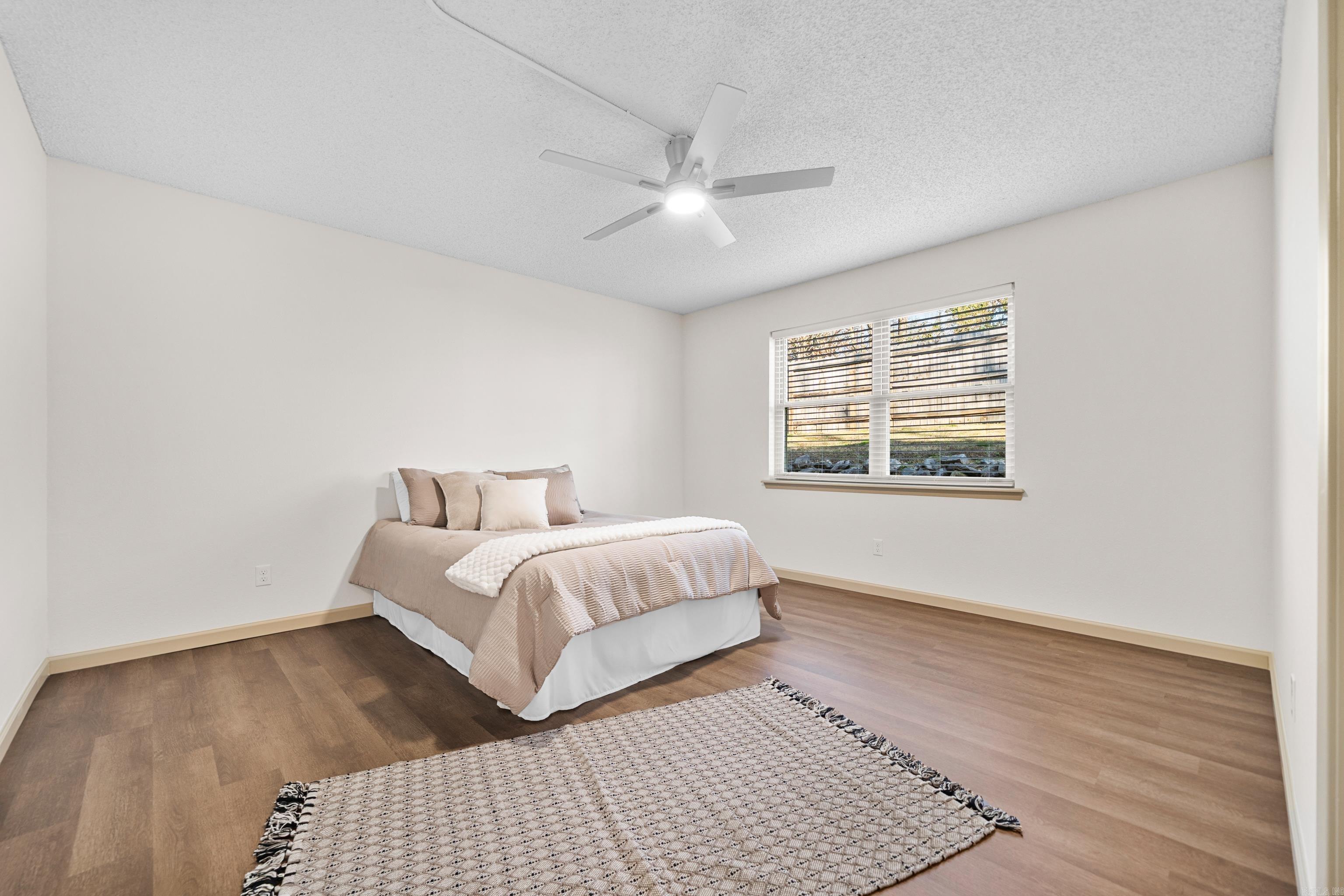 160 Cooper Street Unit: 17B