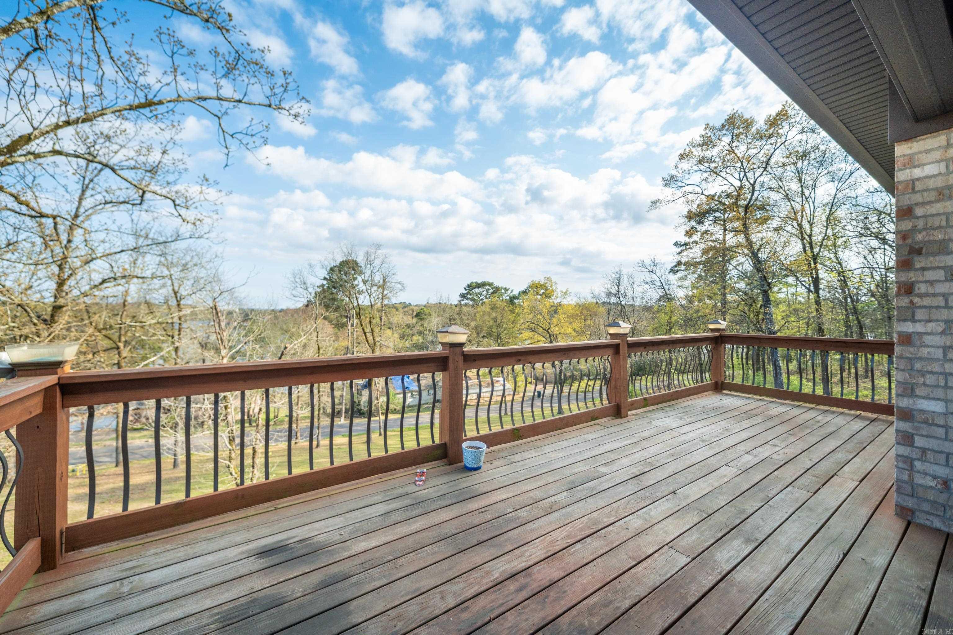 144 West Mountain View Circle