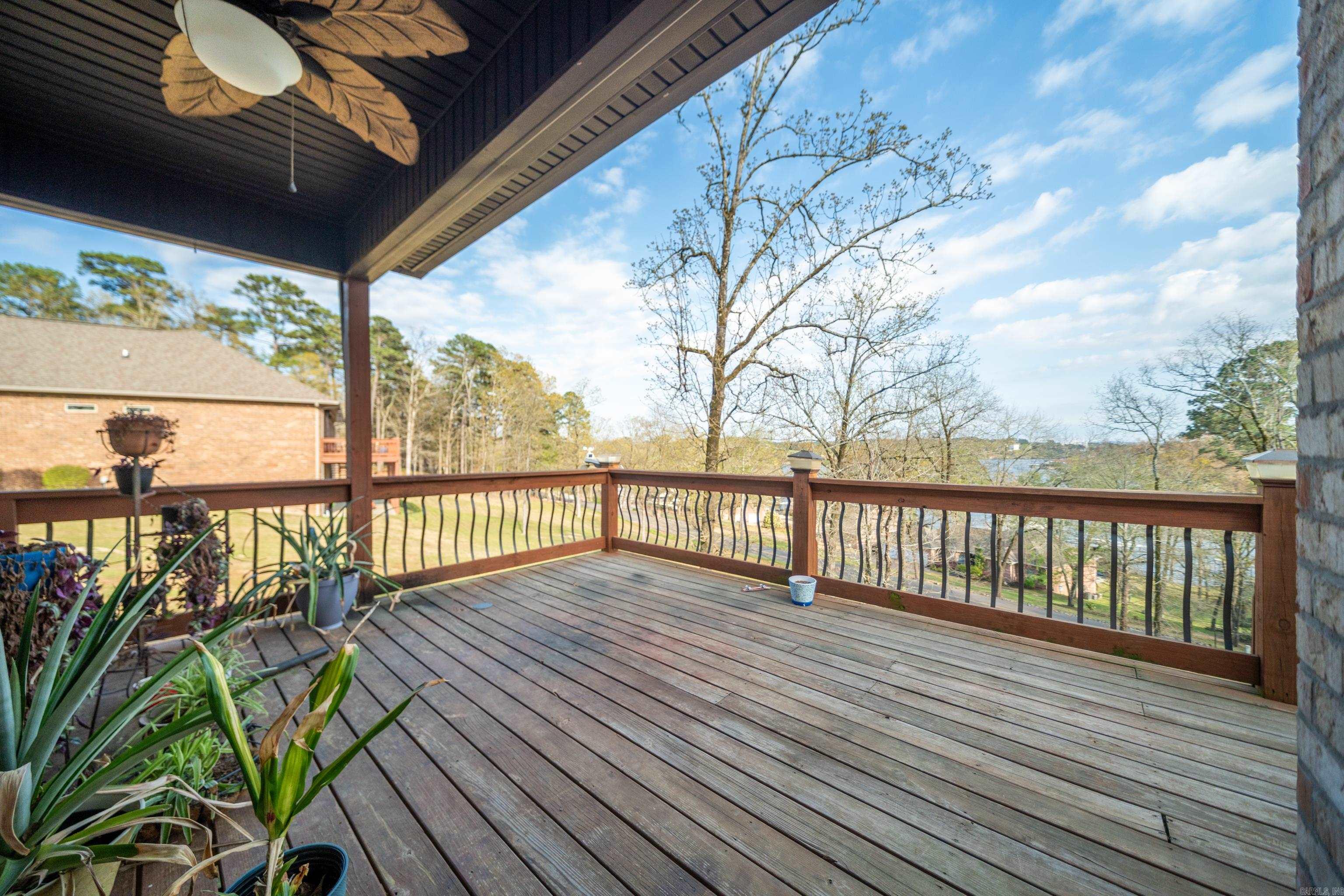144 West Mountain View Circle