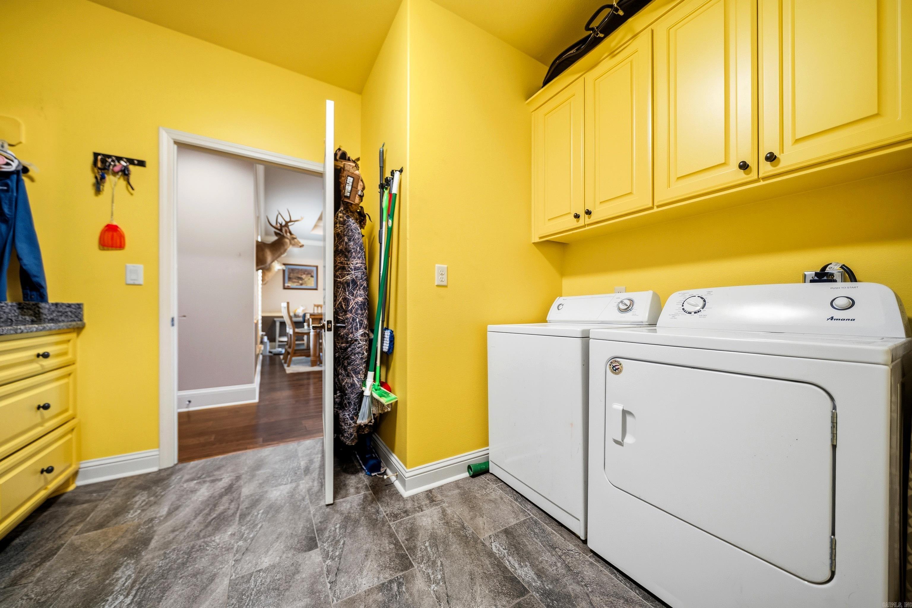 144 West Mountain View Circle