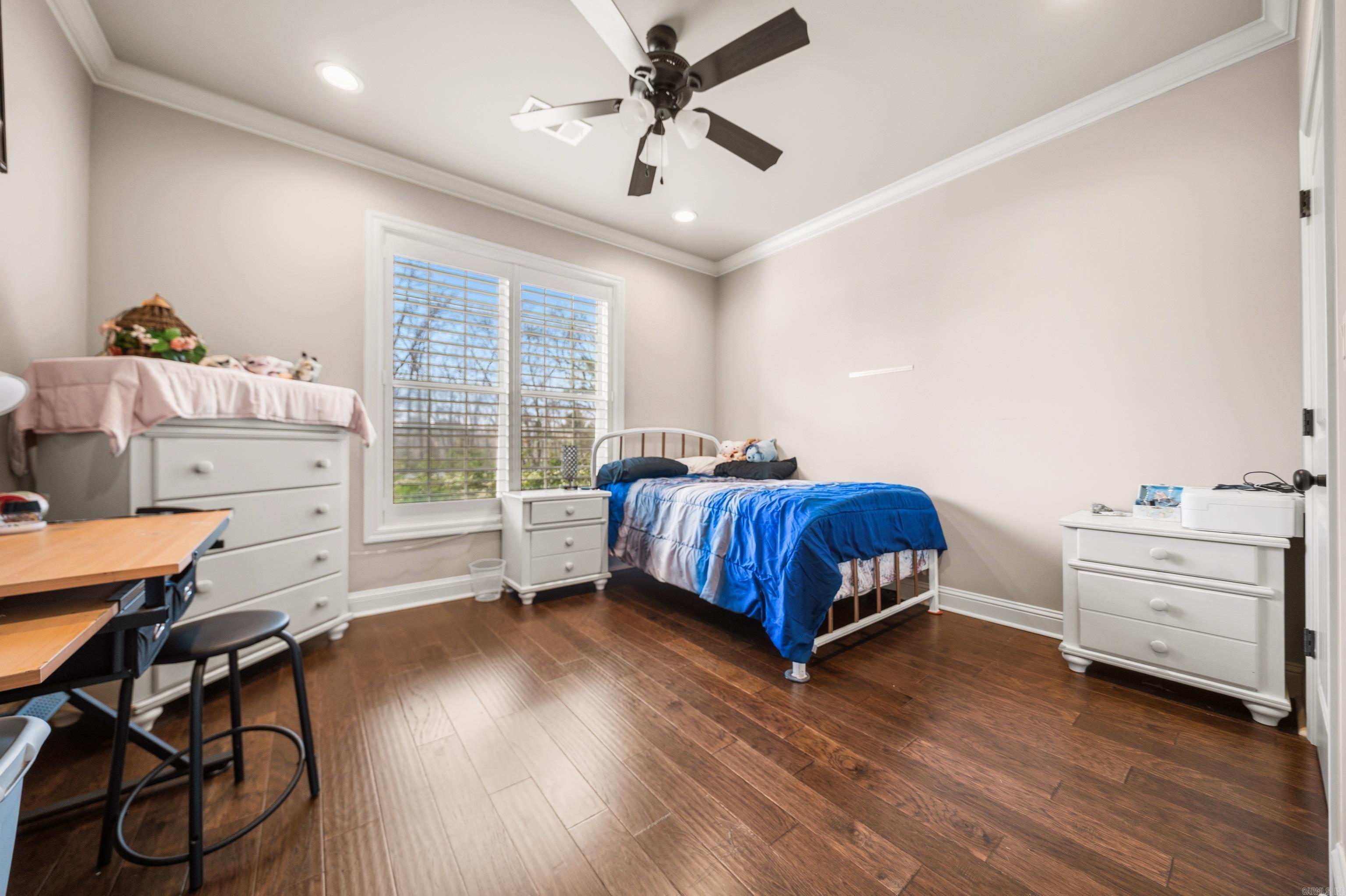 144 West Mountain View Circle