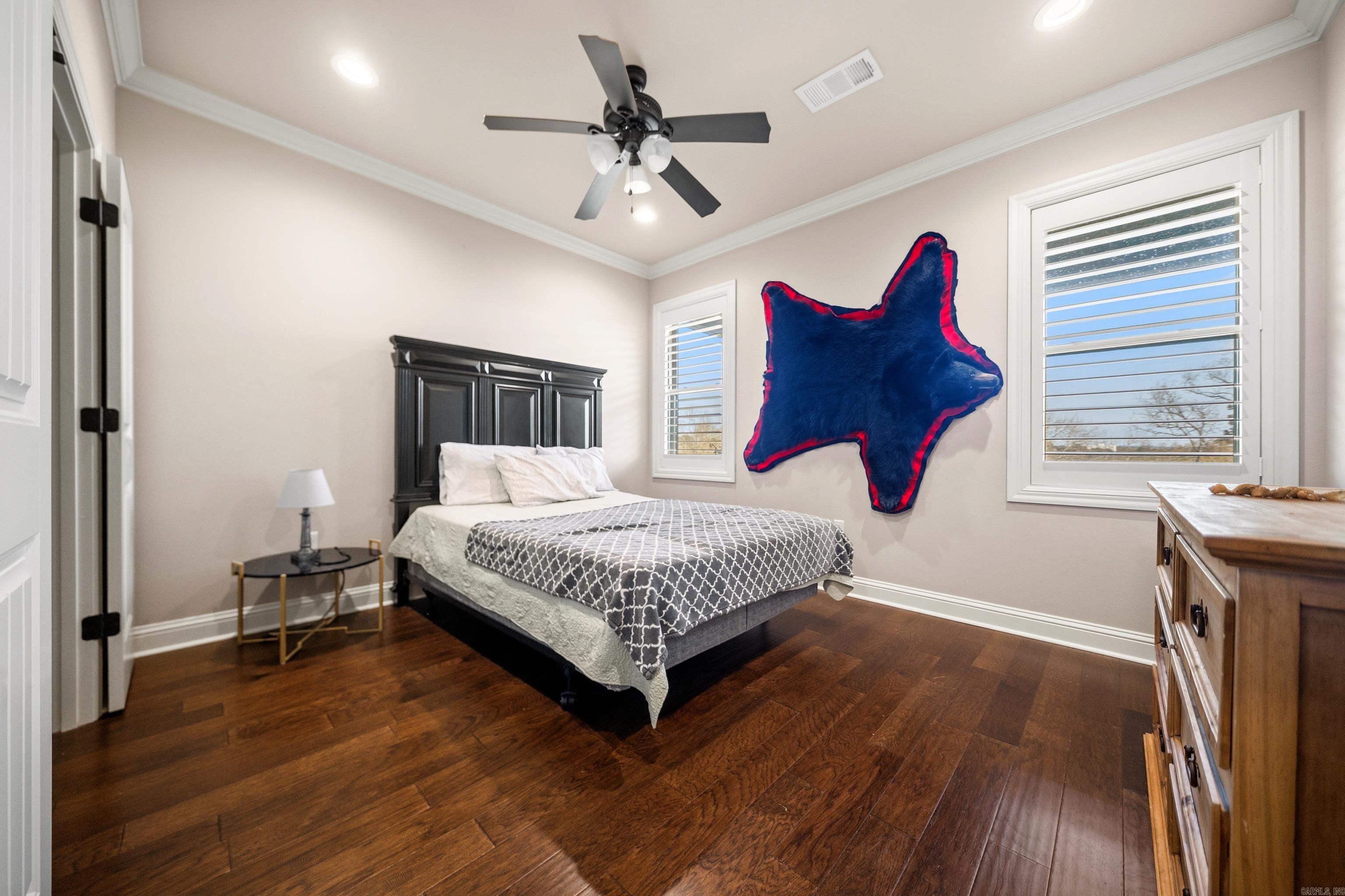 144 West Mountain View Circle