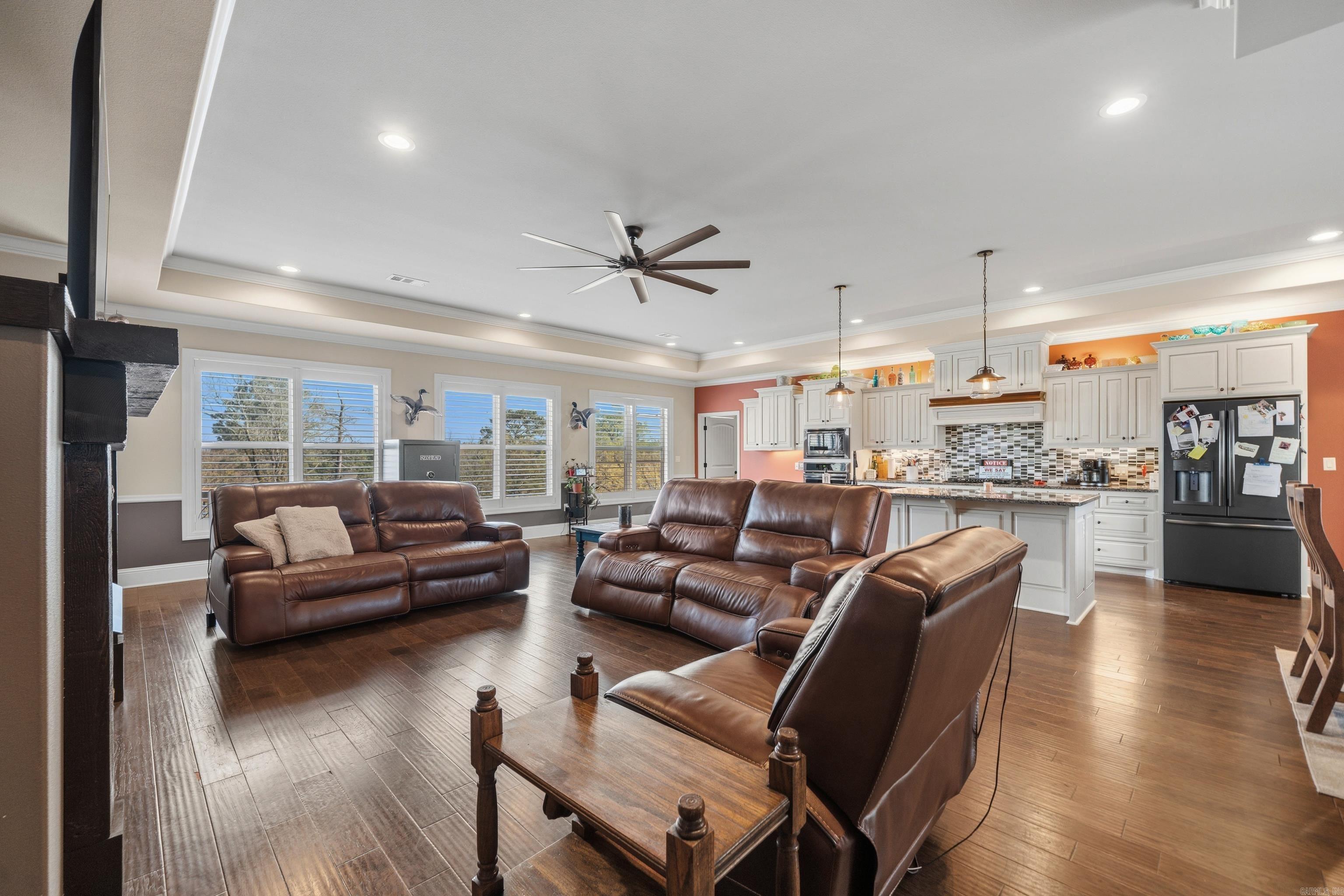144 West Mountain View Circle