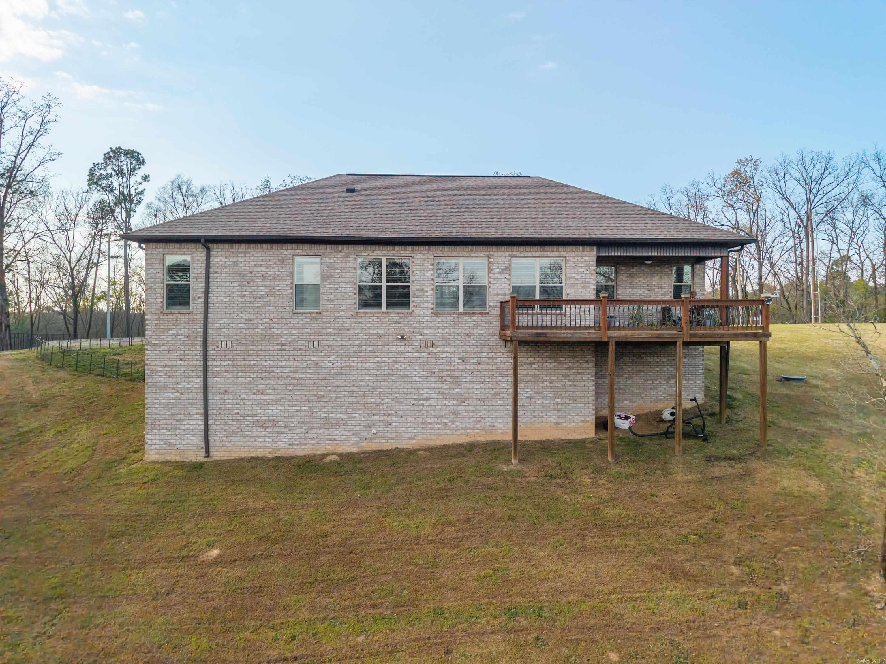 144 West Mountain View Circle