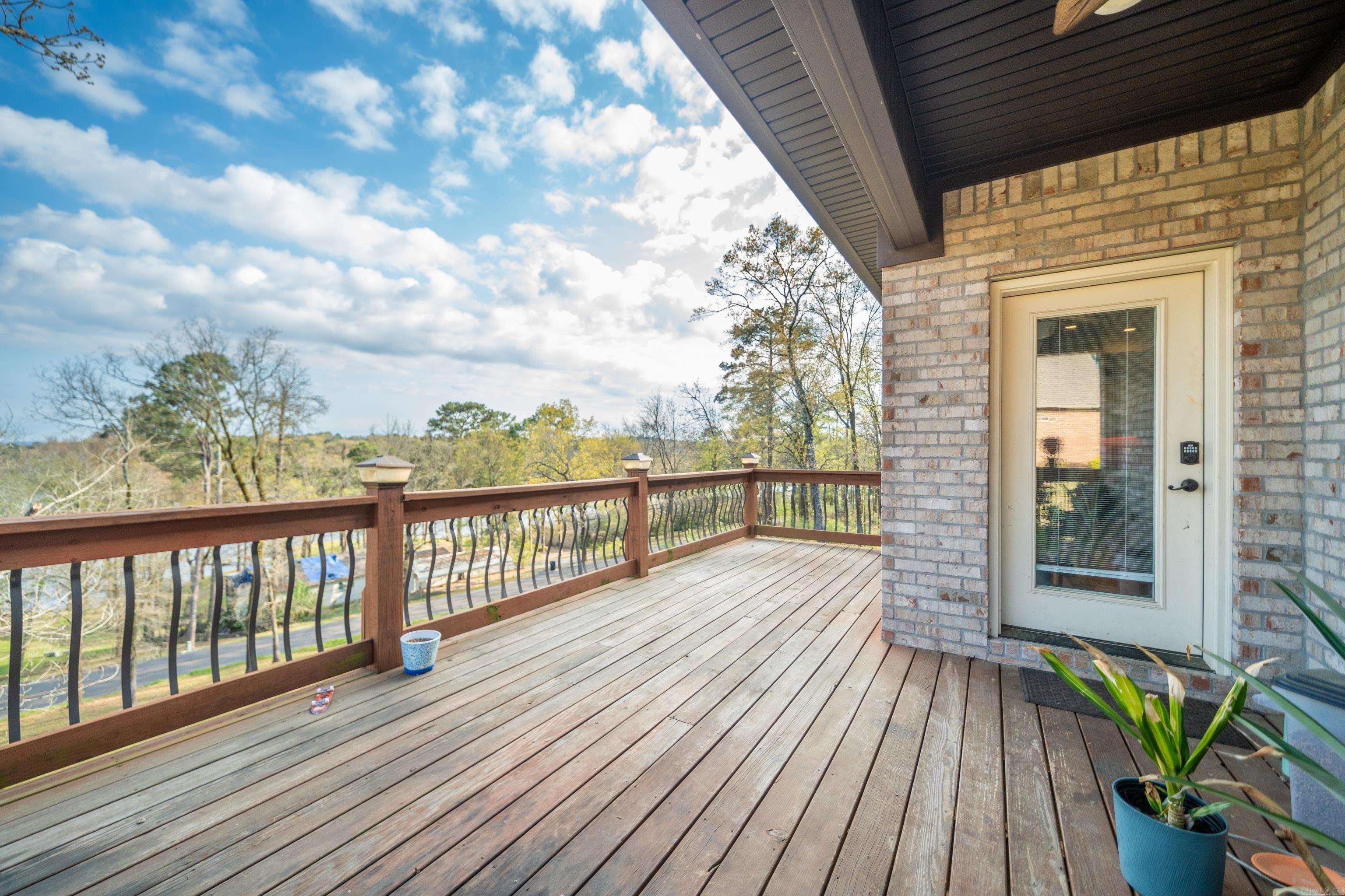 144 West Mountain View Circle