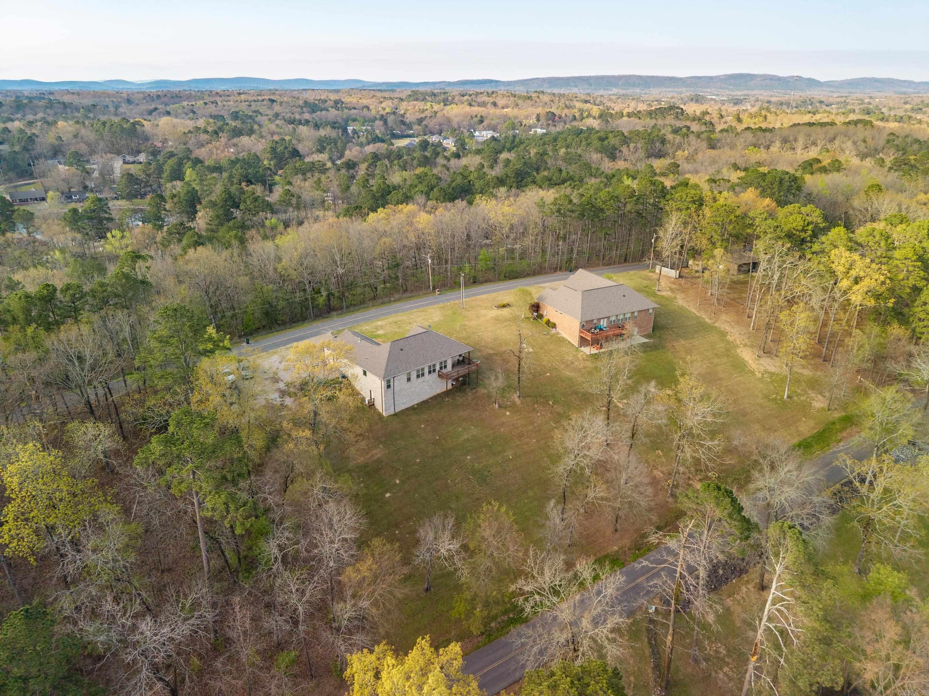 144 West Mountain View Circle