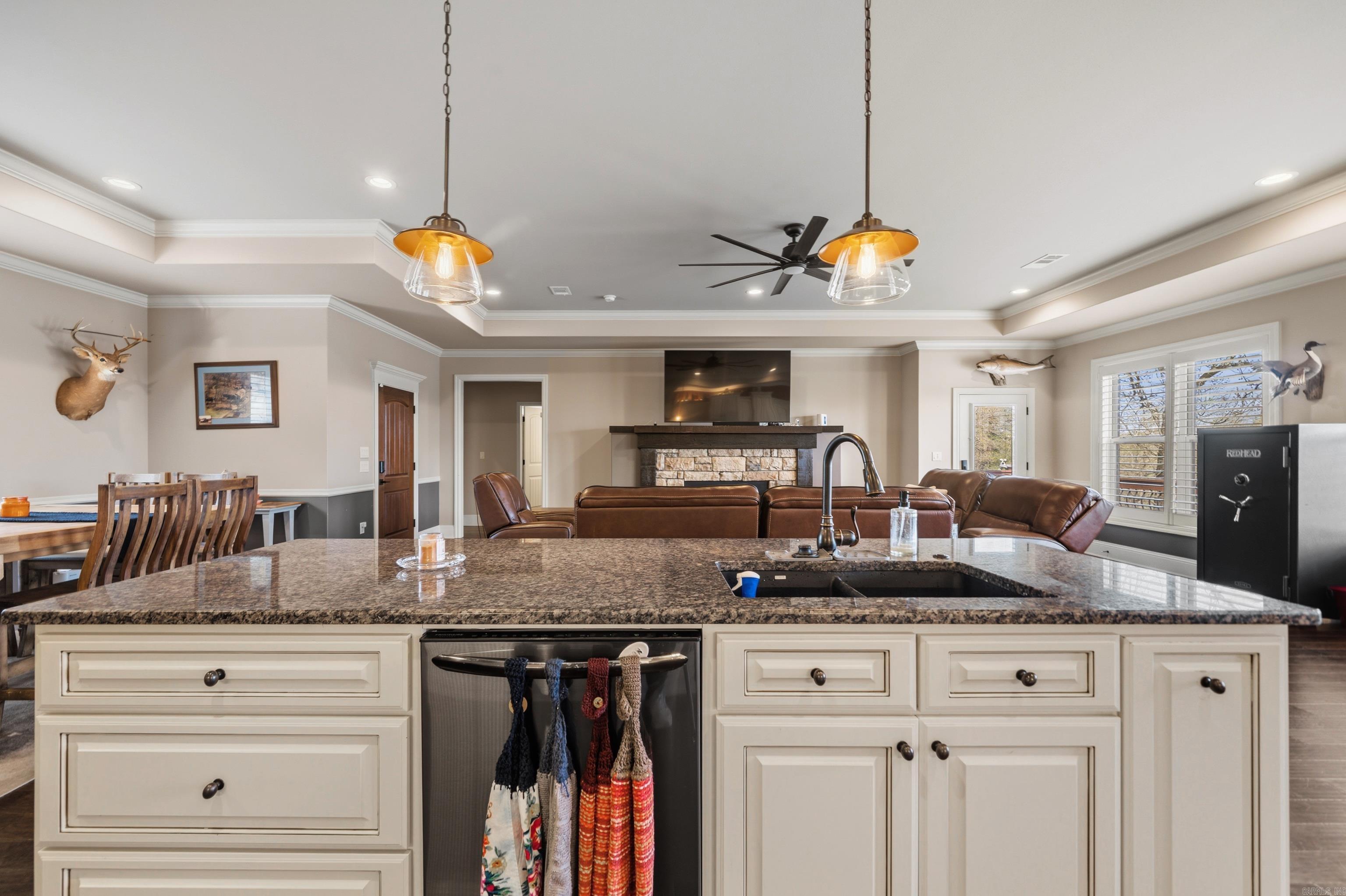 144 West Mountain View Circle