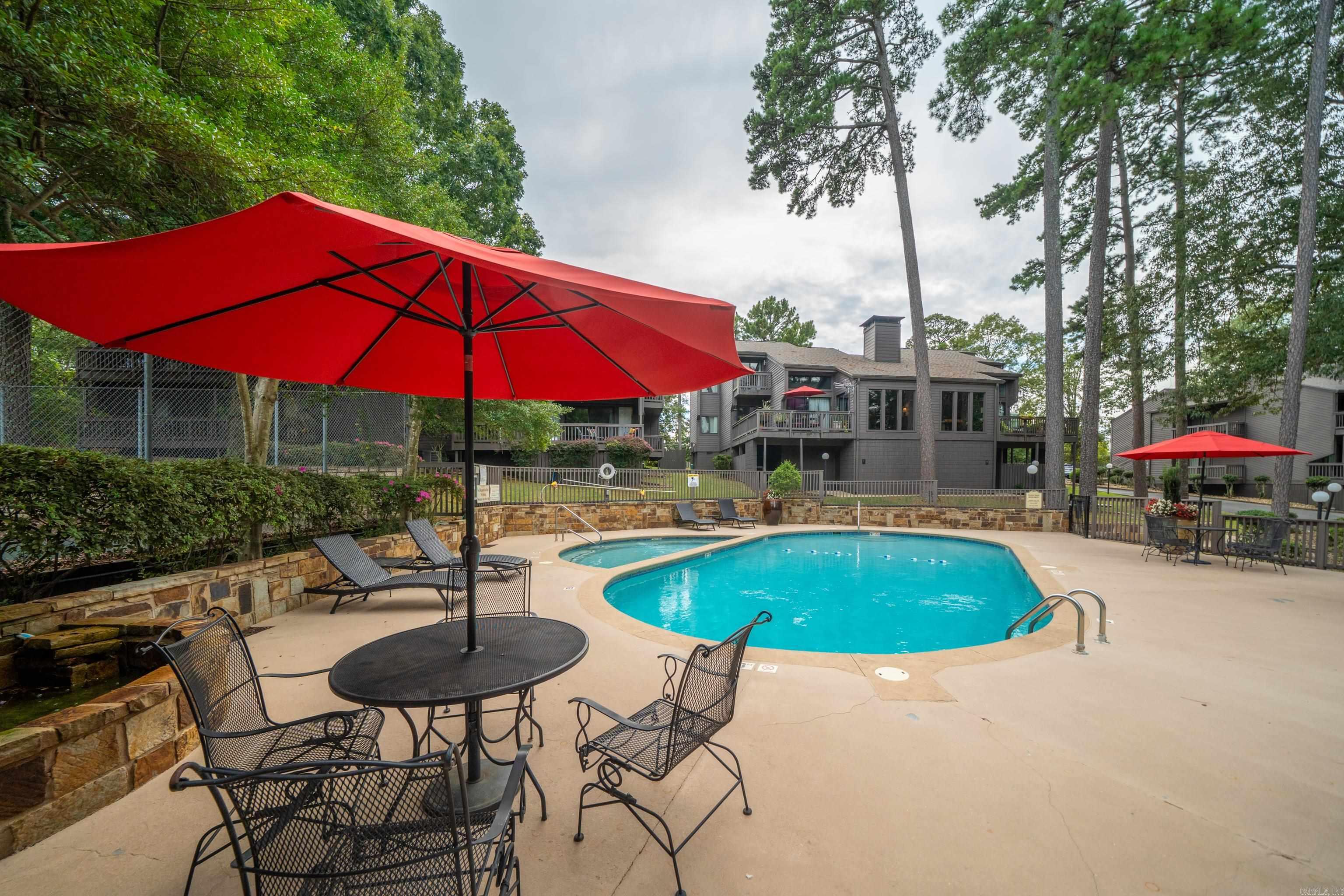 200 Hamilton Oaks Drive Unit: K-2