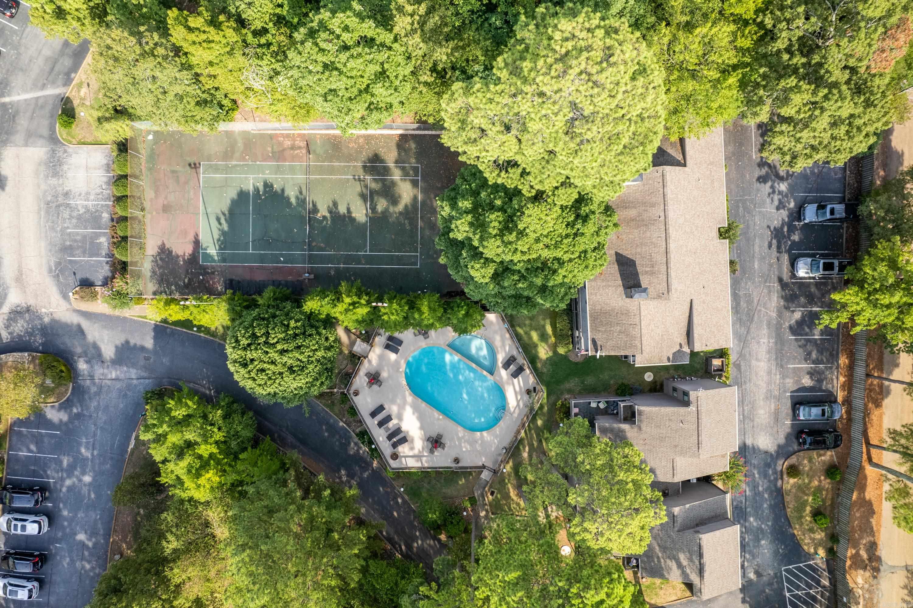 200 Hamilton Oaks Drive Unit: K-2